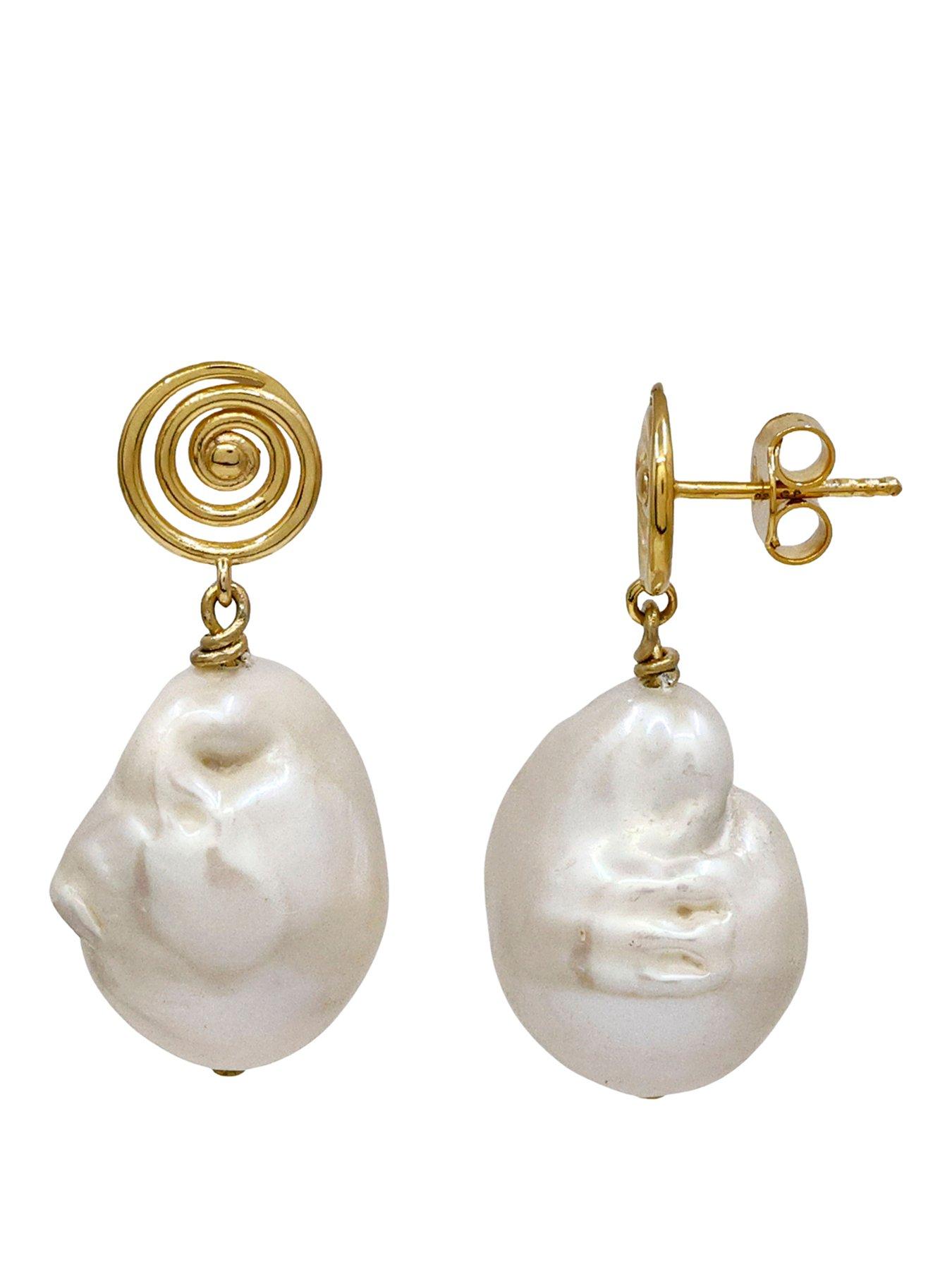 the-edit-hs-edit-molten-18ct-yellow-gold-plated-sterling-silver-moulded-swirl-baroque-pearl-drop-earrings