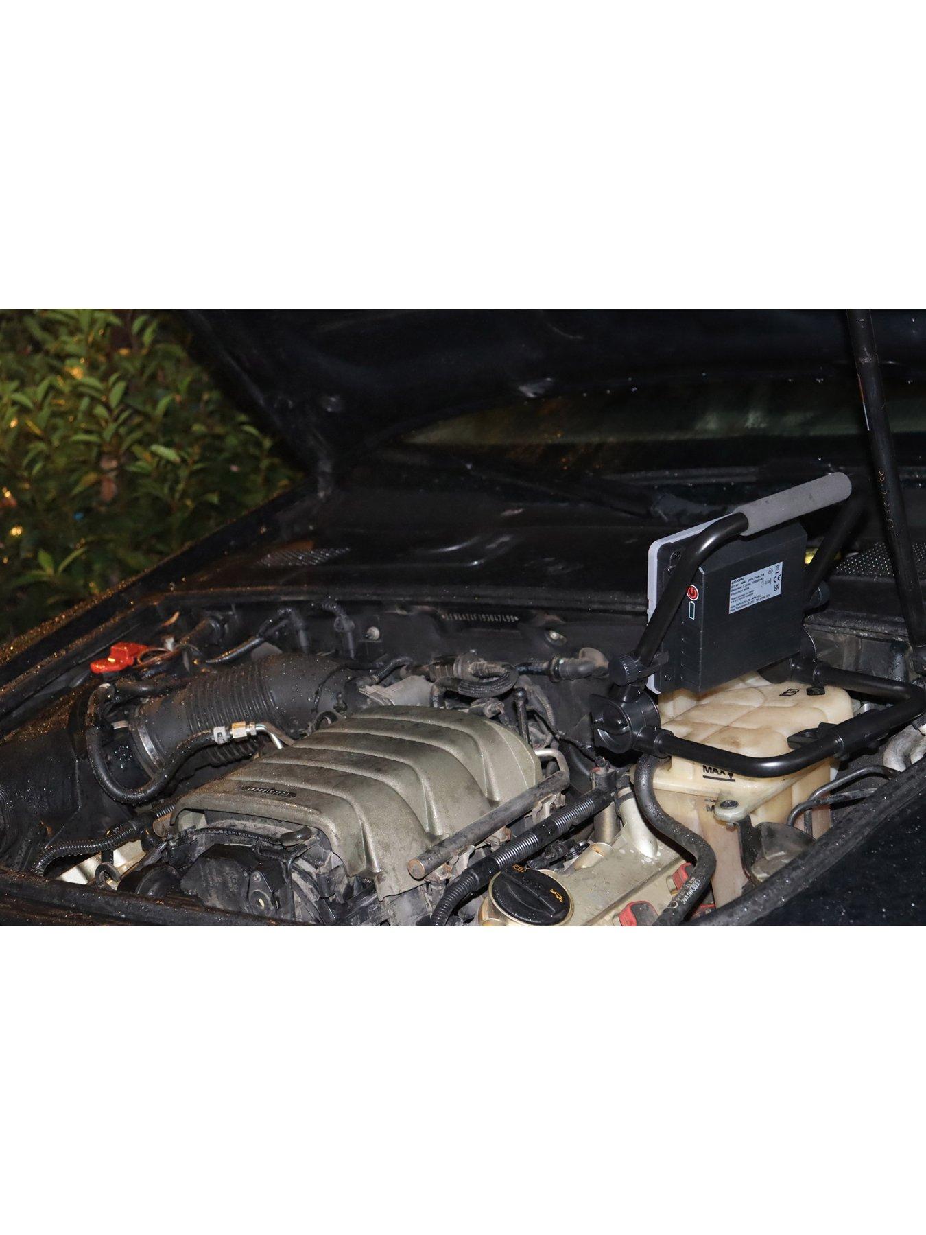 Image 6 of 7 of Hilka 30W 3,300 Lumens LED Rechargeable Work Light