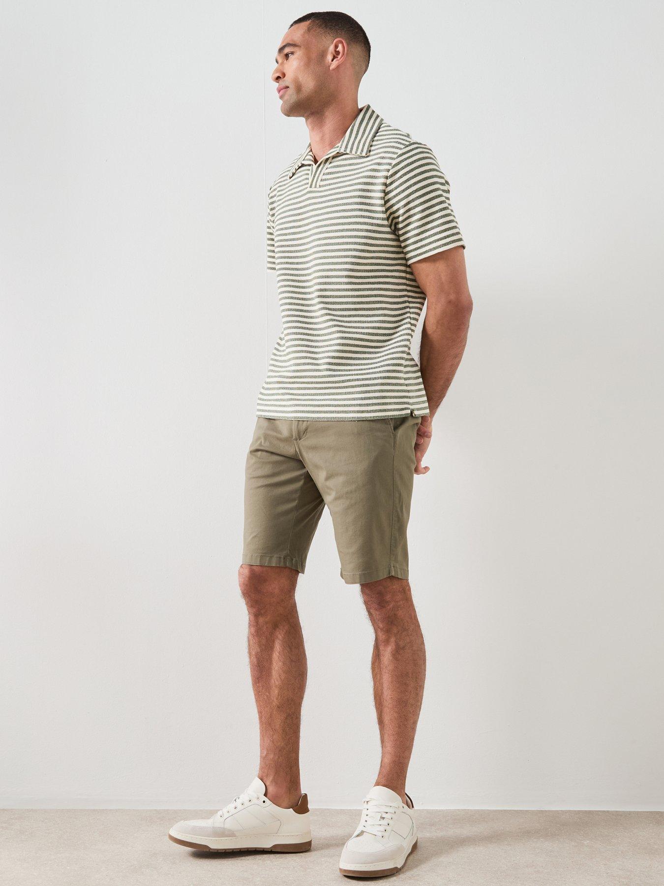 Image 3 of 5 of Mango Gracia Straight Cut Chino&nbsp;Shorts -&nbsp;Green