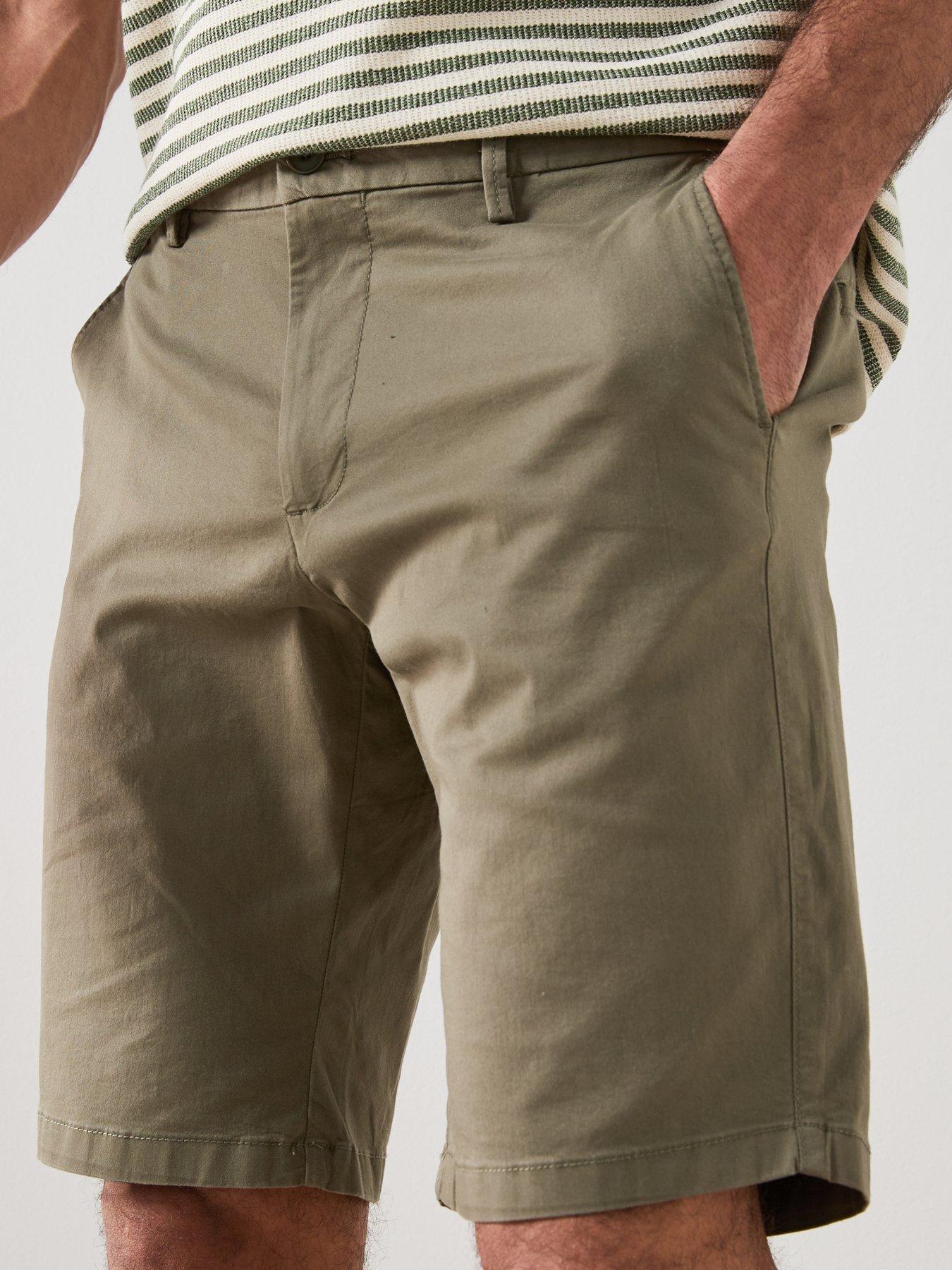 Image 5 of 5 of Mango Gracia Straight Cut Chino&nbsp;Shorts -&nbsp;Green