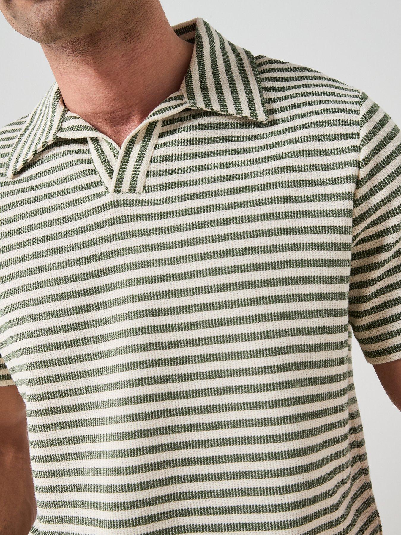Image 4 of 5 of Mango Mango Xavir Short Sleeve Poloshirt - Medium Green