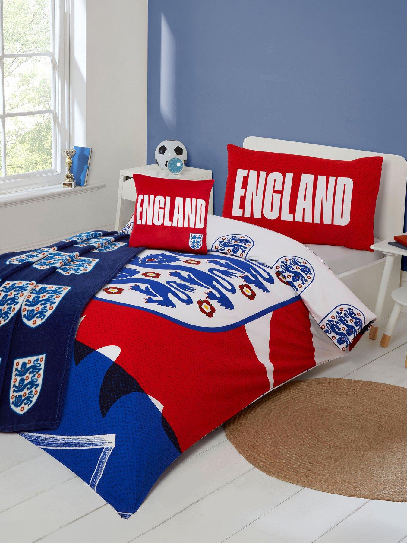 Image 4 of 7 of England Be Bold Double Dvt 200x200 + 50x75cm*2