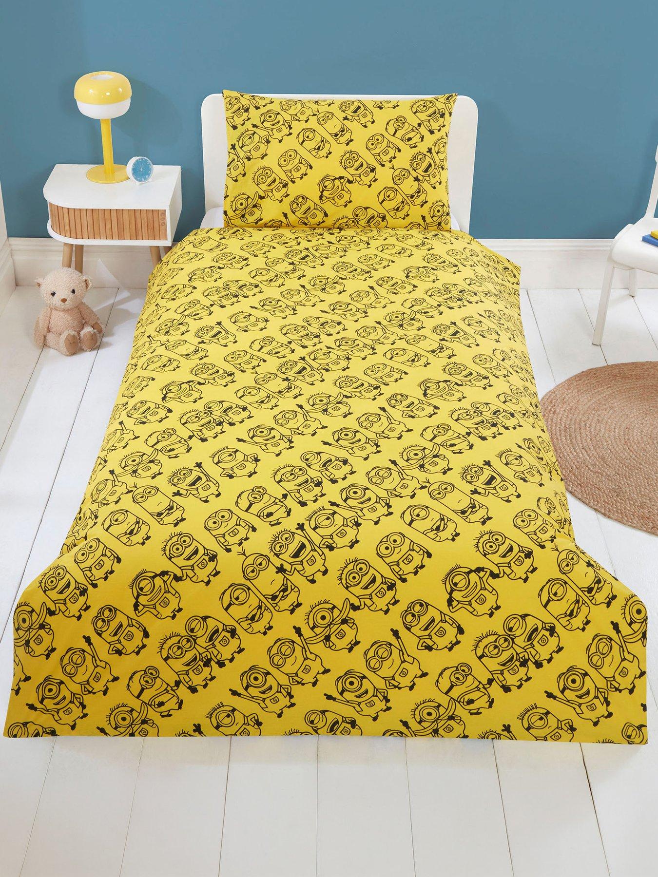 Image 3 of 5 of Minions Madness Single Duvet