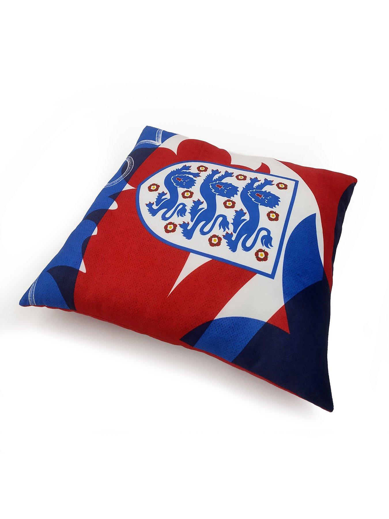 Image 4 of 4 of England Be Bold 35X35Cm Square Cushion Velboa
