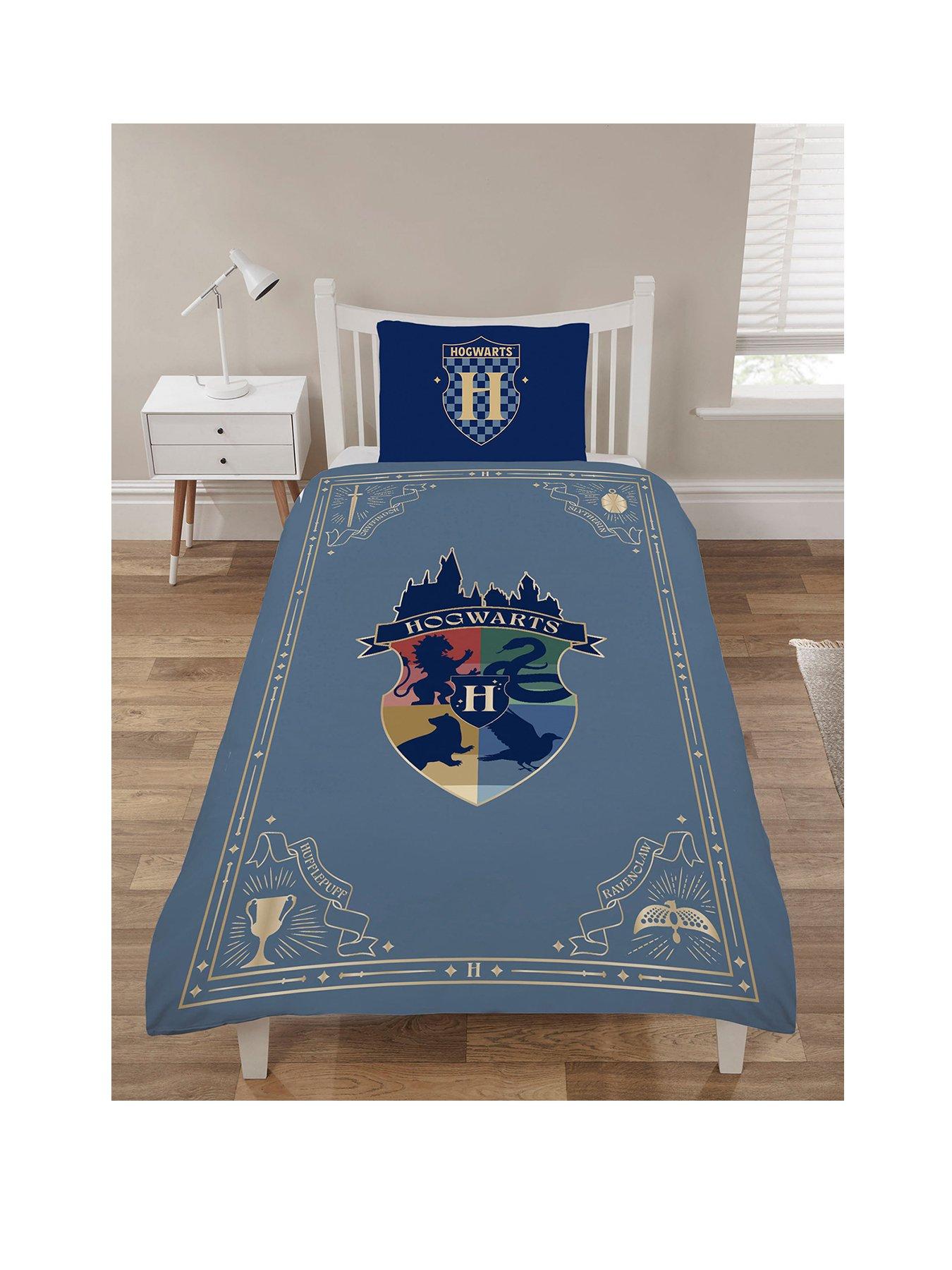 Image 2 of 3 of Harry Potter Hogwarts Grandeur Single Duvet