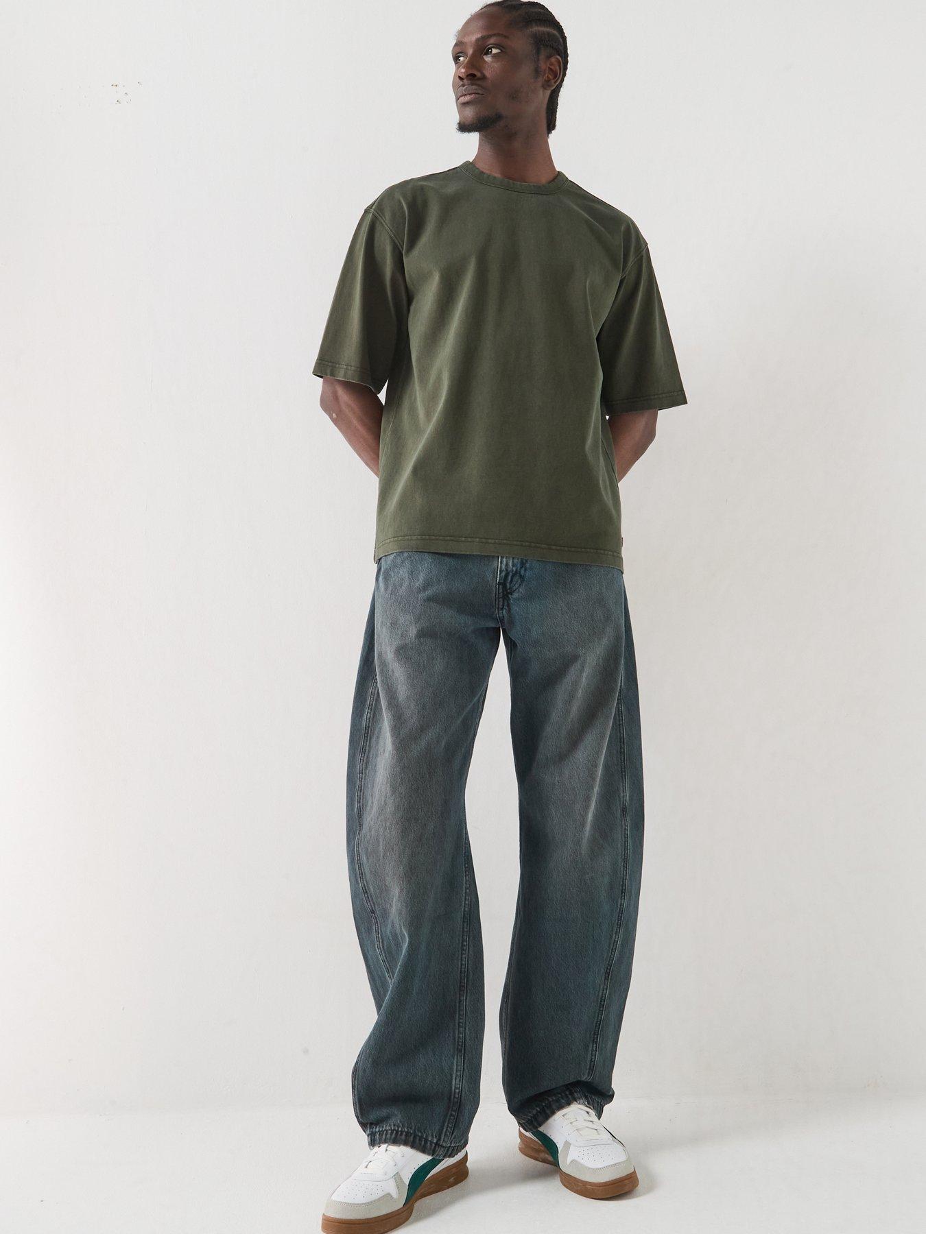 Image 3 of 5 of Levi's Heavyweight Loose Fit T-Shirt - Green
