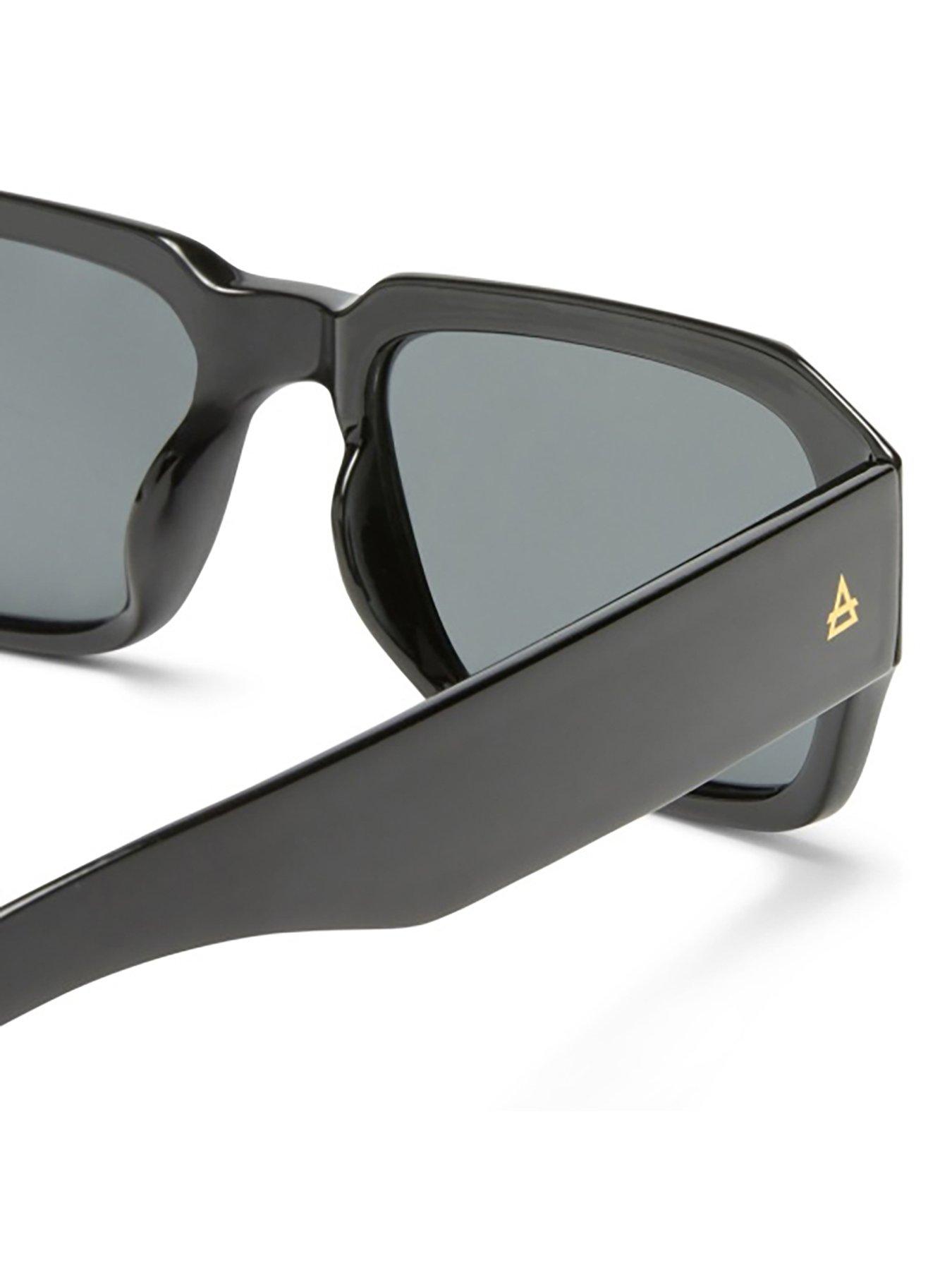 Image 4 of 4 of Aire Pluto - Black