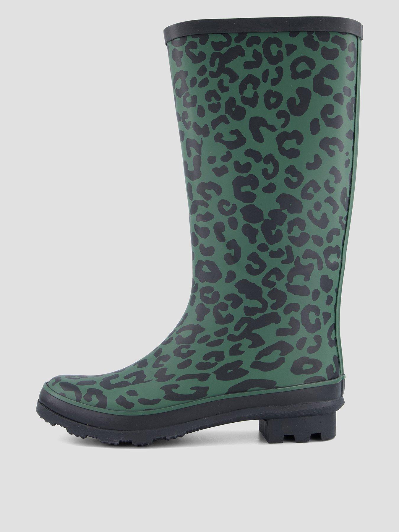 Image 1 of 7 of The Very Collection Leopard Print Wellington Boots - Green<br /><div>&nbsp;</div>