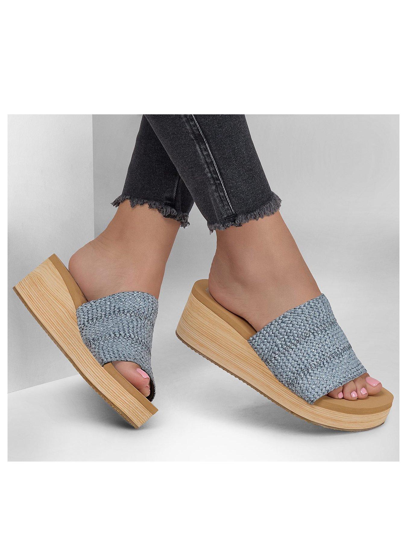 Image 2 of 6 of Skechers Summers&nbsp;Salt Spray Sandals - Blue