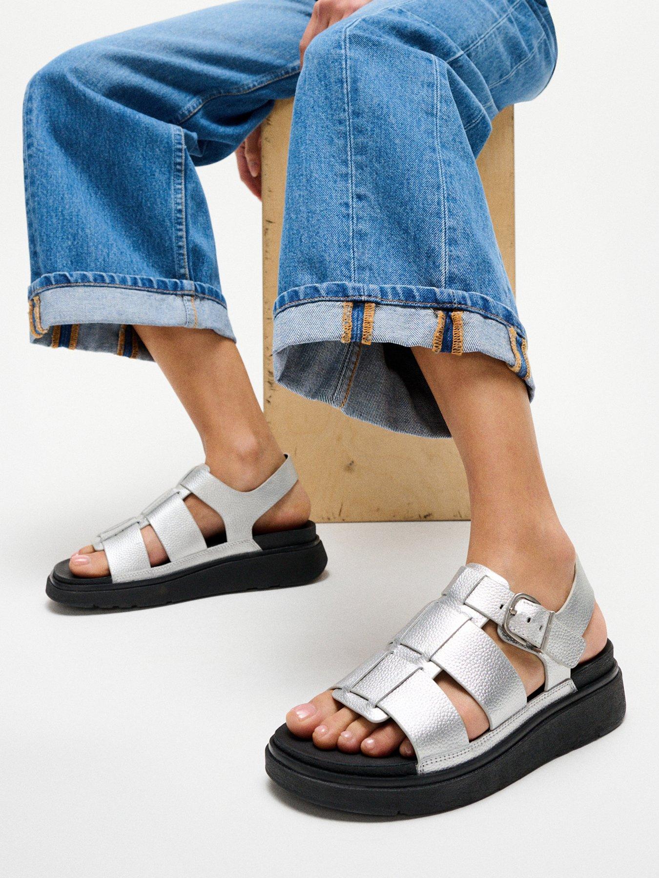 FitFlop Gen-FF Tumbled-Leather Fisherman Sandals - Silver