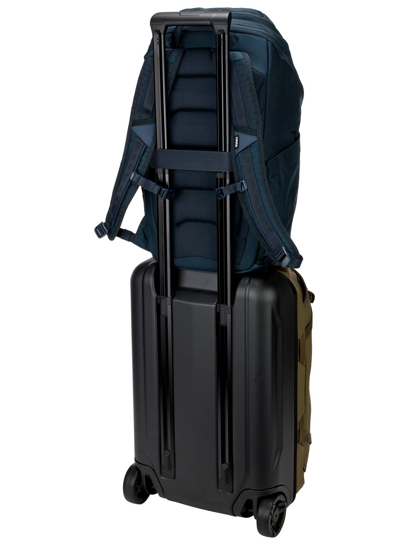 Image 5 of 6 of THULE Thule Chasm Backpack 26L - Darkest Blue