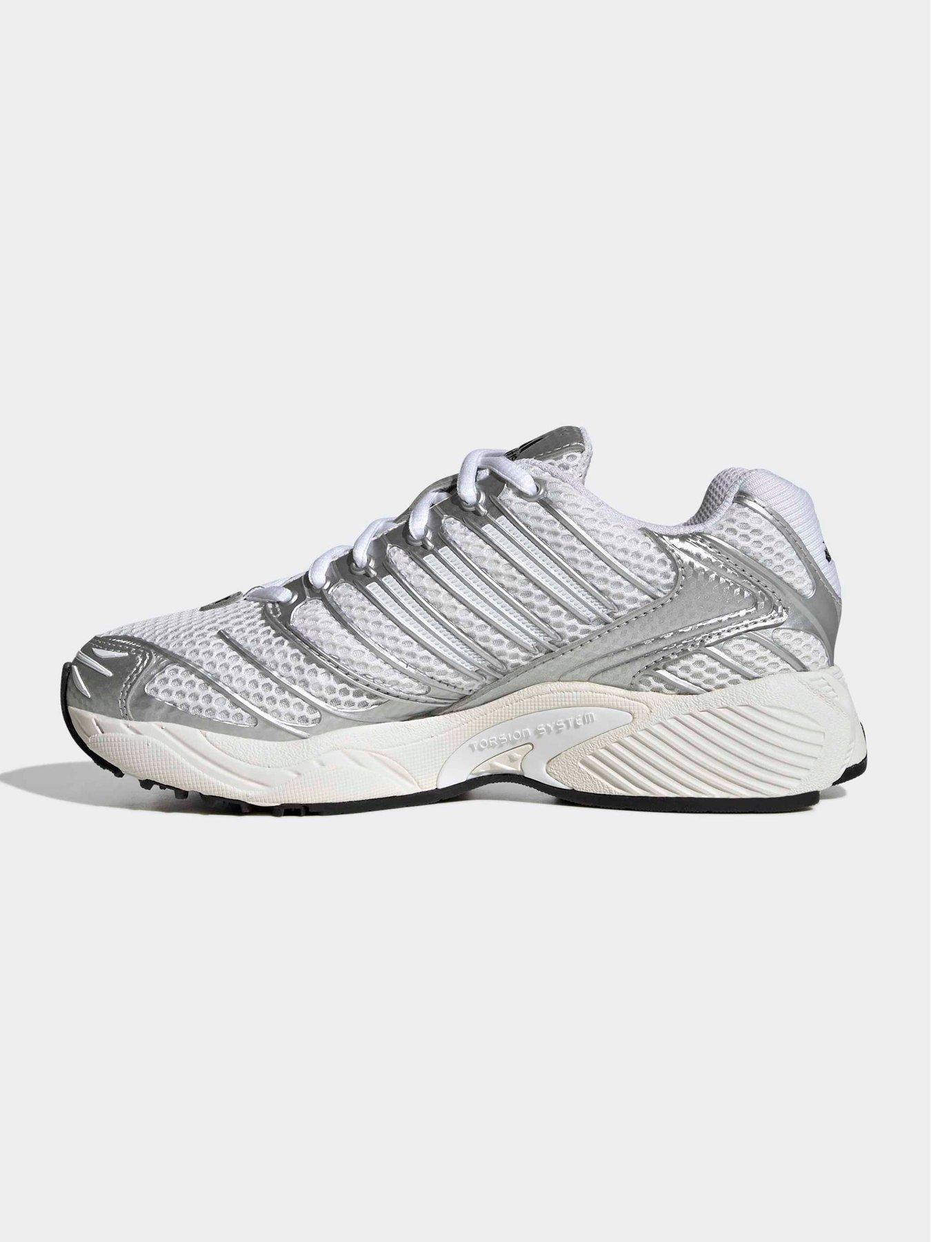 Image 6 of 7 of adidas Originals Junior Adistar Control 3 Trainers - White