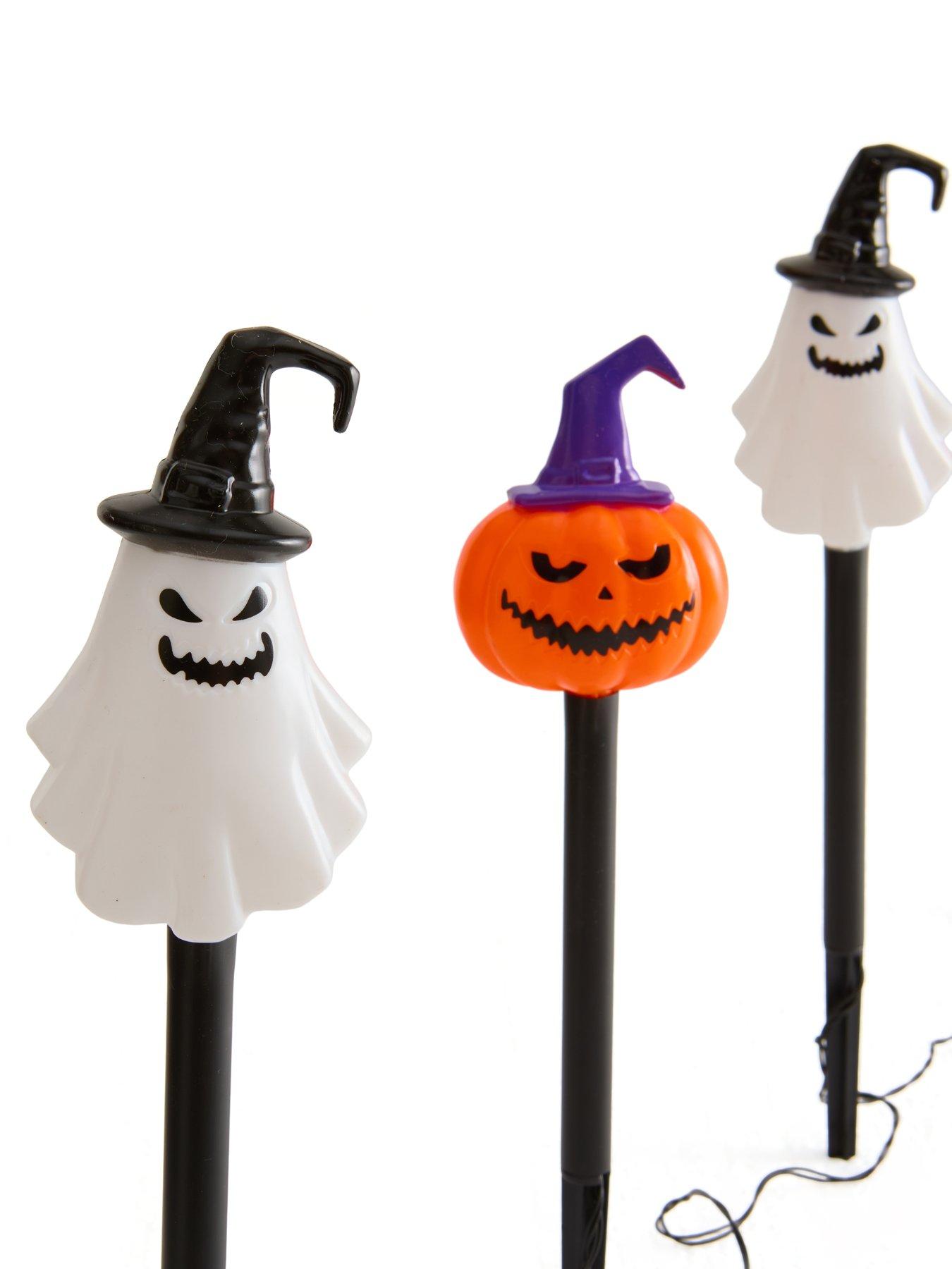 Image 6 of 7 of Smart Halloween Set of 6&nbsp;Spooky Stake Lights Outdoor Halloween Decorations