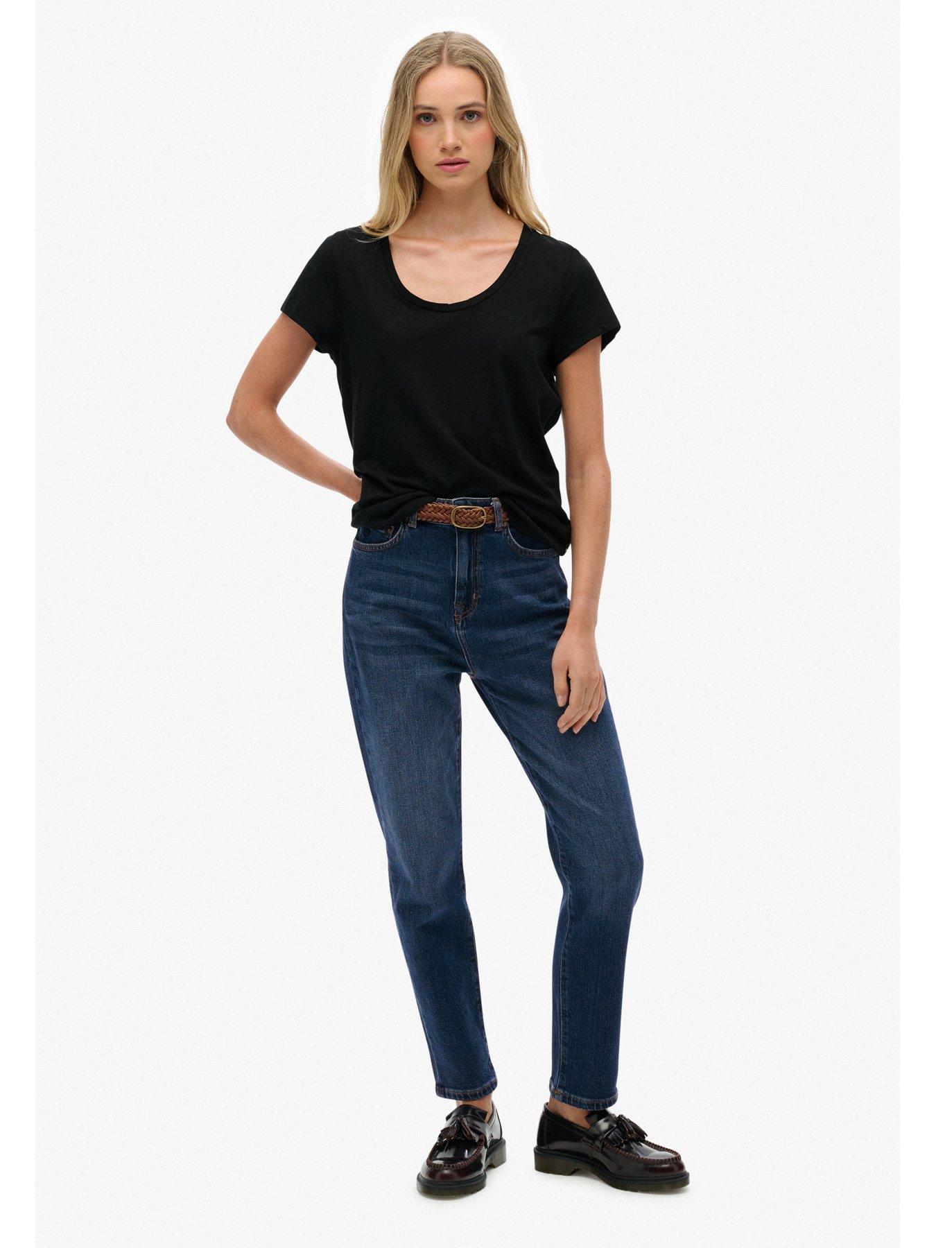 Image 3 of 6 of Superdry Studios Scoop Neck Tee - Black