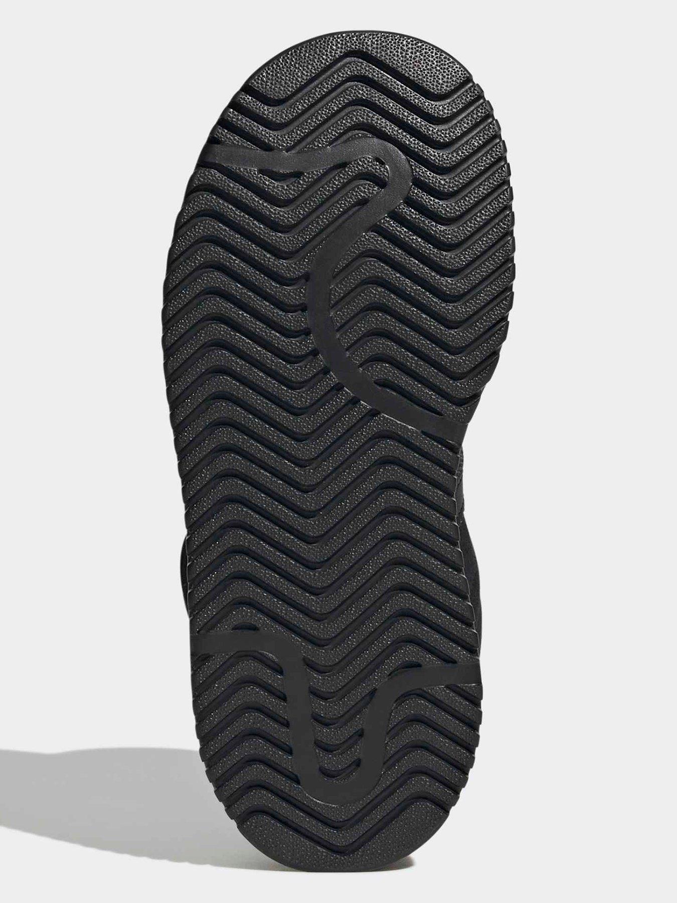Image 5 of 7 of adidas Originals Campus 00s Winter Boot Trainers - Black