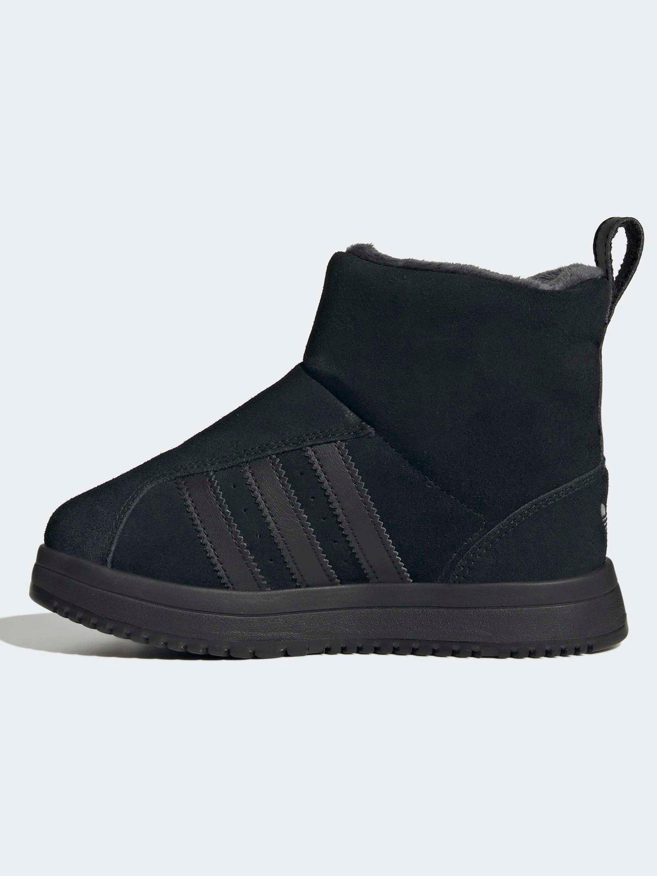 Image 6 of 7 of adidas Originals Campus 00s Winter Boot Trainers - Black