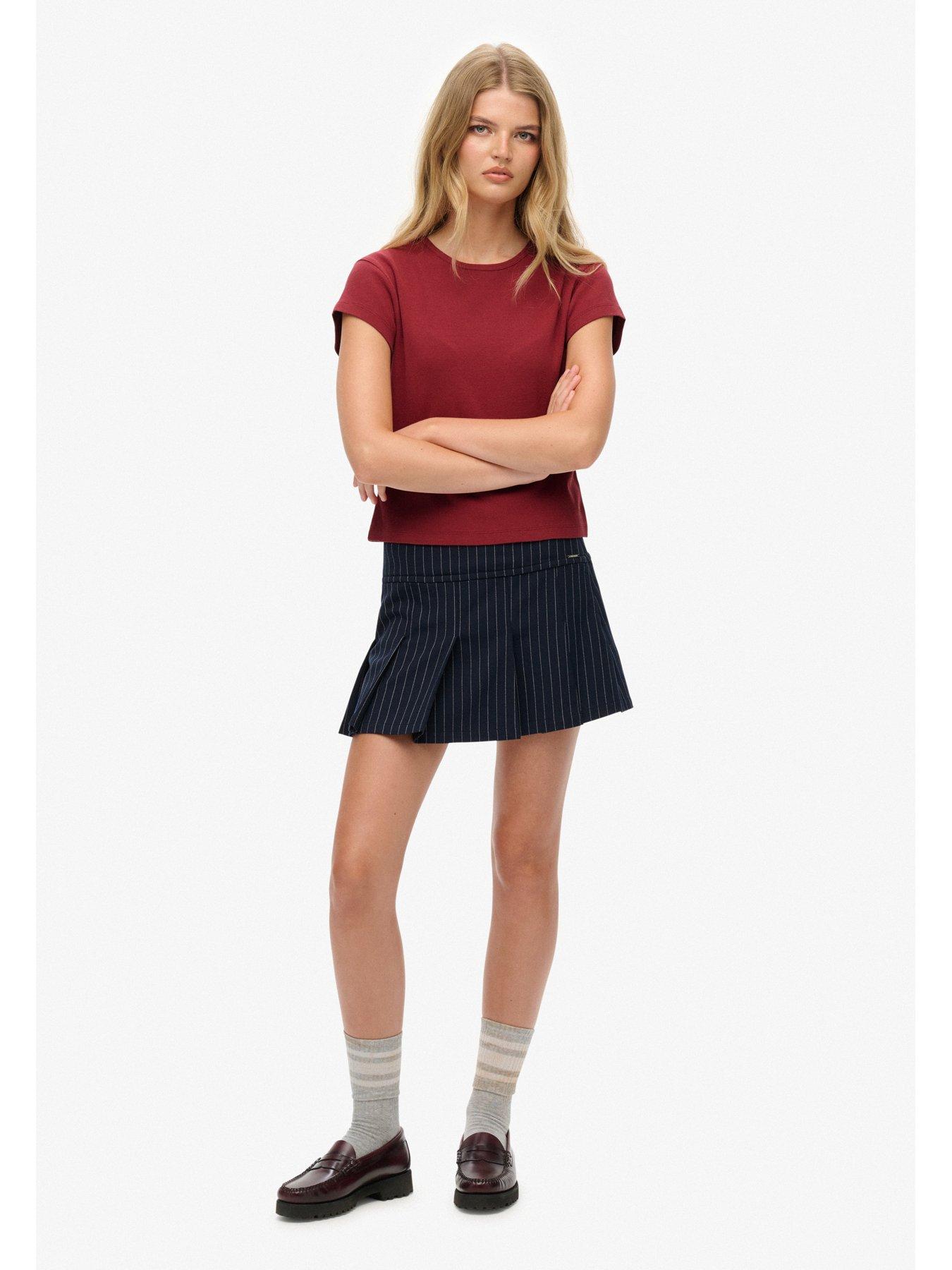 Image 3 of 6 of Superdry Athletic Essential Tee