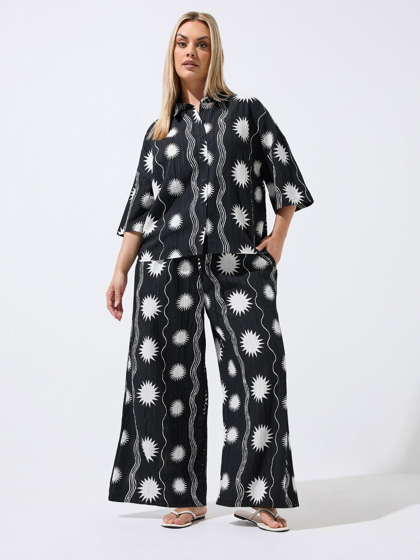 Image 3 of 4 of Yours Curve Sun Stripe Crinkle Trousr Co-ord