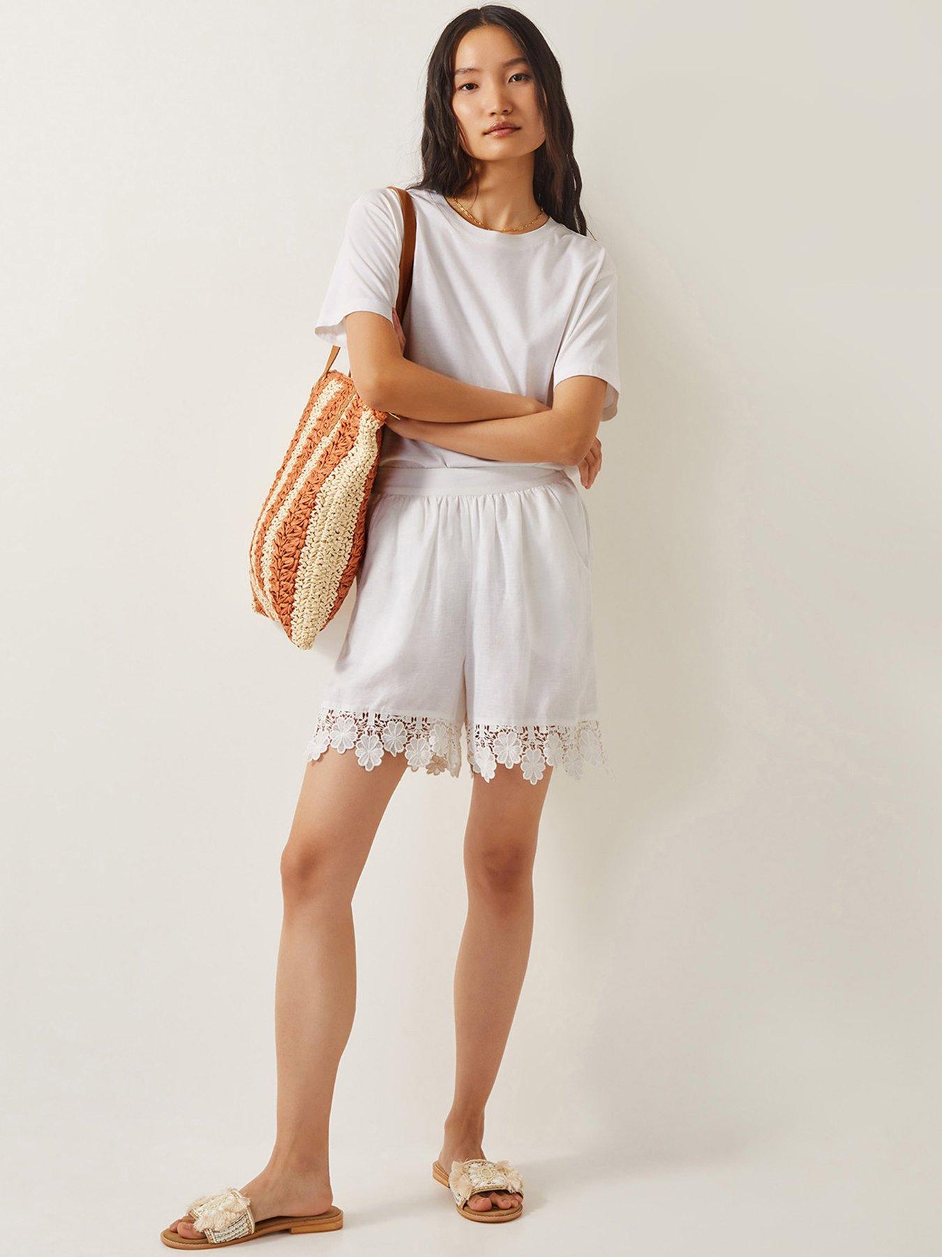 Image 3 of 5 of Monsoon Lara Linen Shorts
