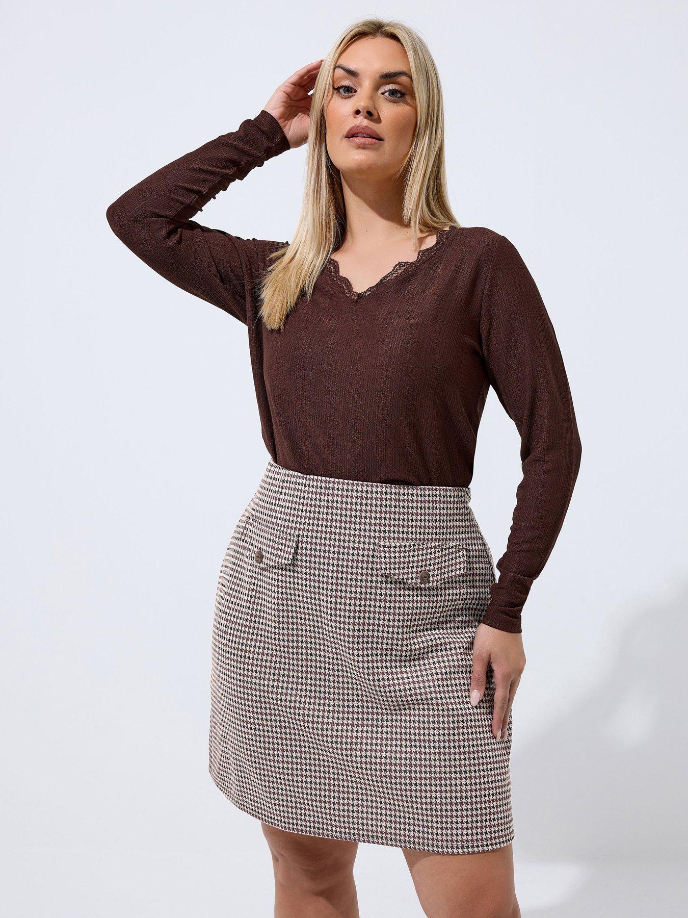 Image 1 of 5 of Yours Curve Mini Skirt