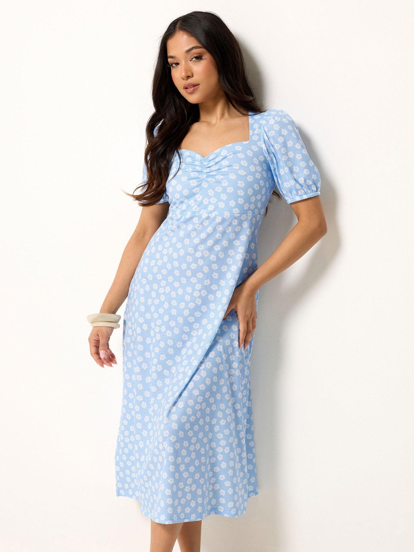 Image 3 of 4 of PixieGirl Petite Daisy Print Bust Midi Dress - Blue