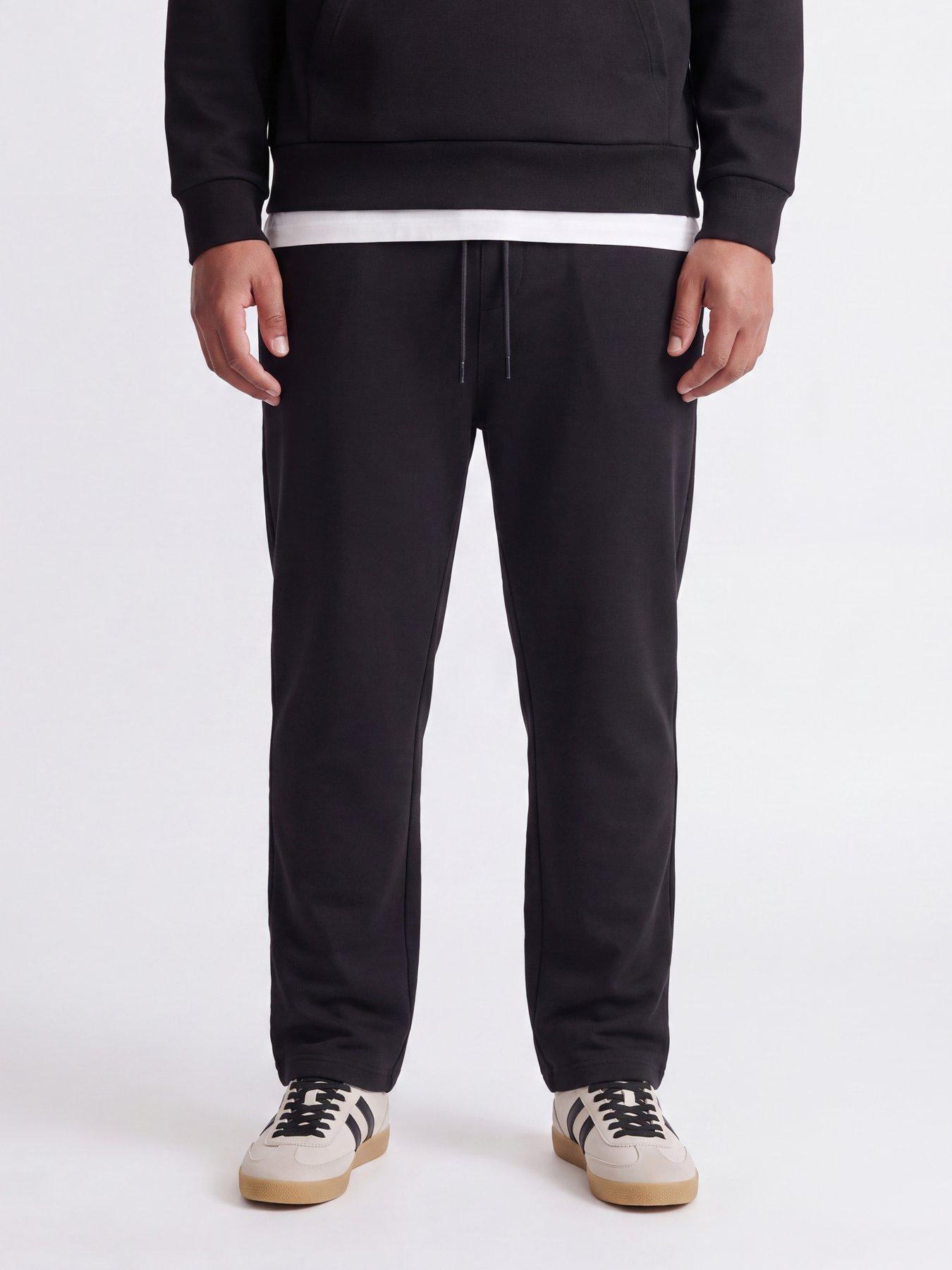 Image 4 of 7 of Jack & Jones Jack &amp; Jones Plus Kane Bradley Uncuffed Joggers