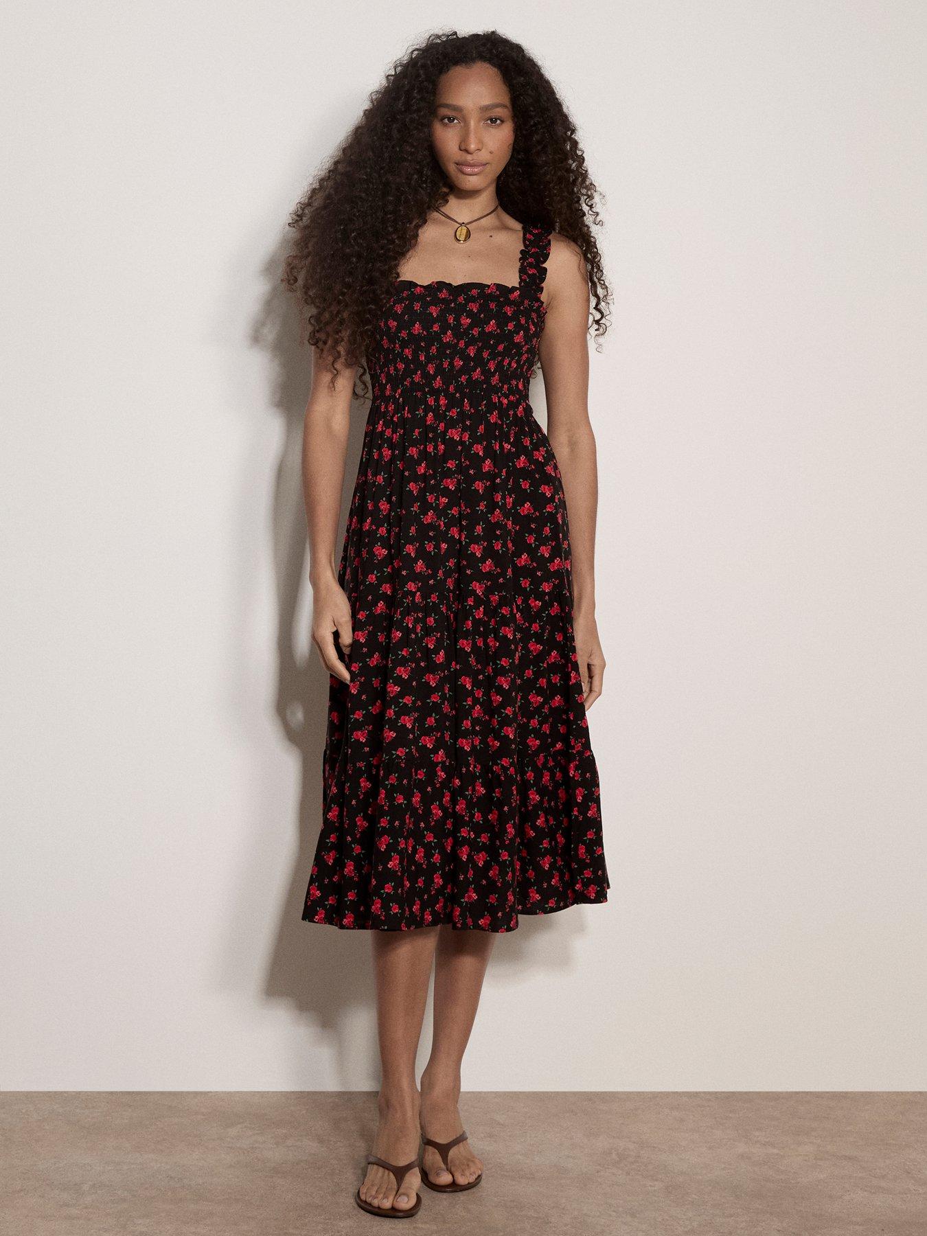 Image 3 of 4 of Apricot Spaced Ditsy Smocked Tiered Drs - Black