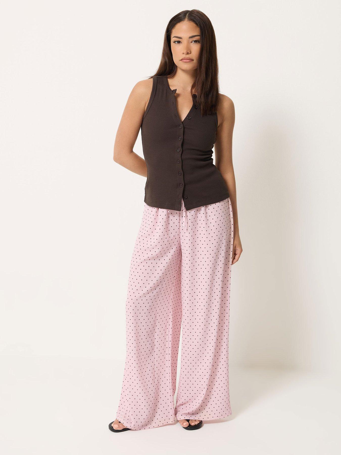 Image 3 of 4 of PixieGirl Petite Spot Wide Leg Trousers - Pink