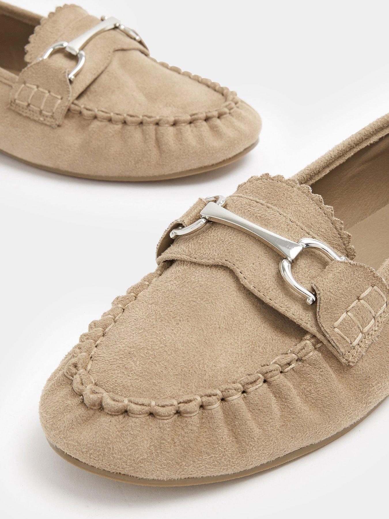 Image 4 of 4 of Yours Wide Fit Snaffle Trim Shoe