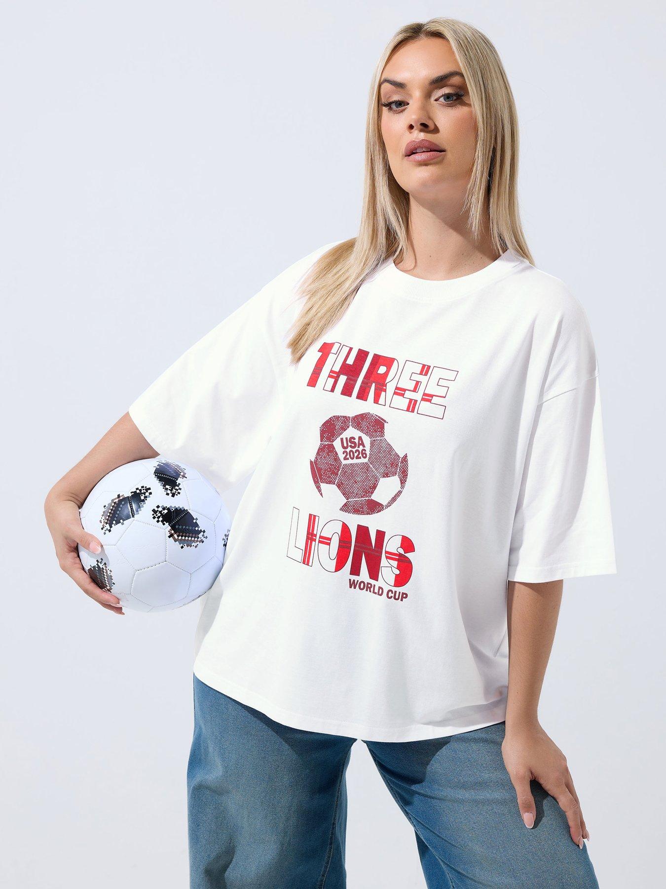 Image 4 of 5 of Yours Curve Three Lions T-Shirt - White