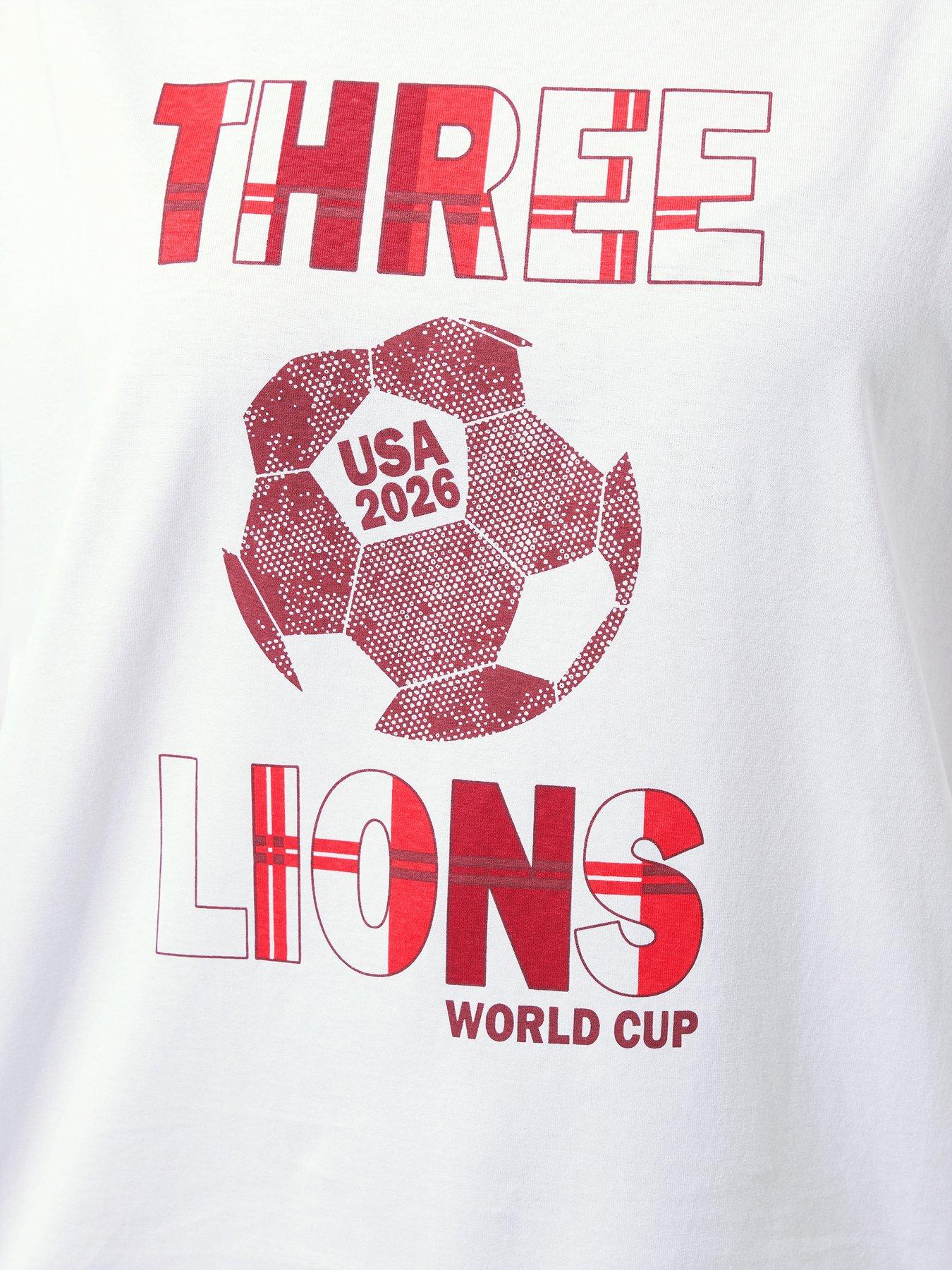 Image 5 of 5 of Yours Curve Three Lions T-Shirt - White