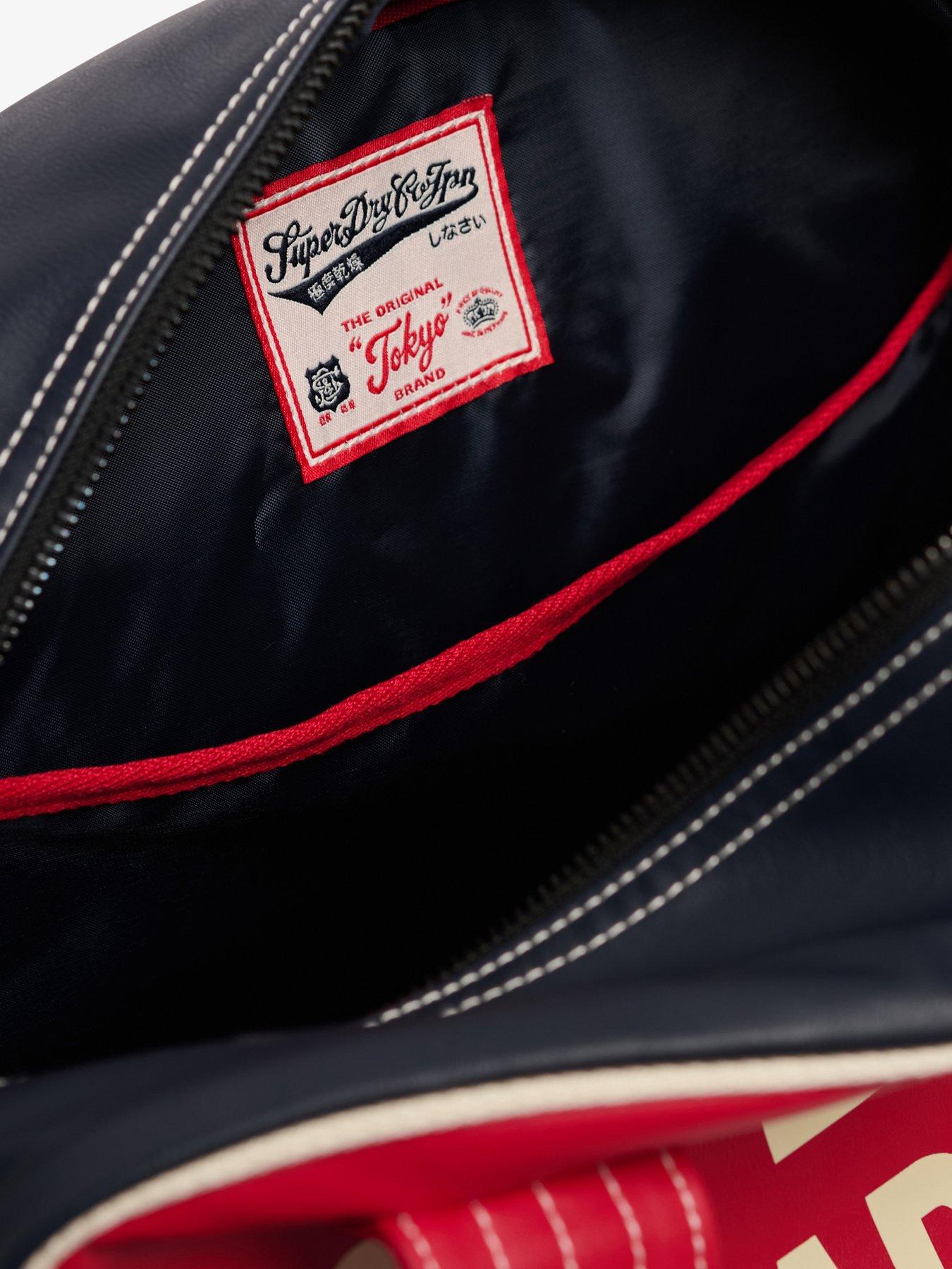 Image 6 of 7 of Superdry Retro Alumni Bowling Bag