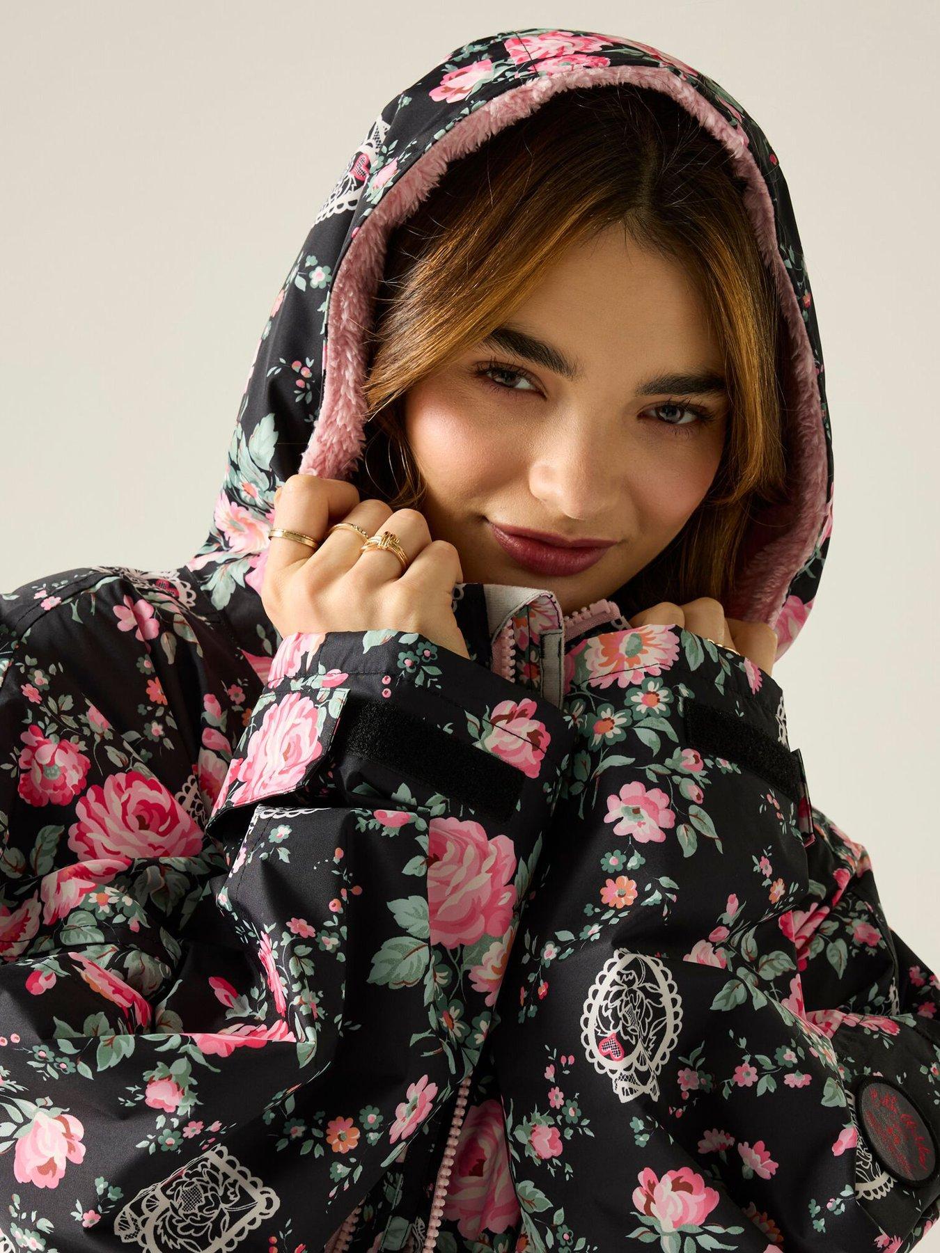  image of regatta-ladies-cath-kidston-changing-robe-black-hackney-rose