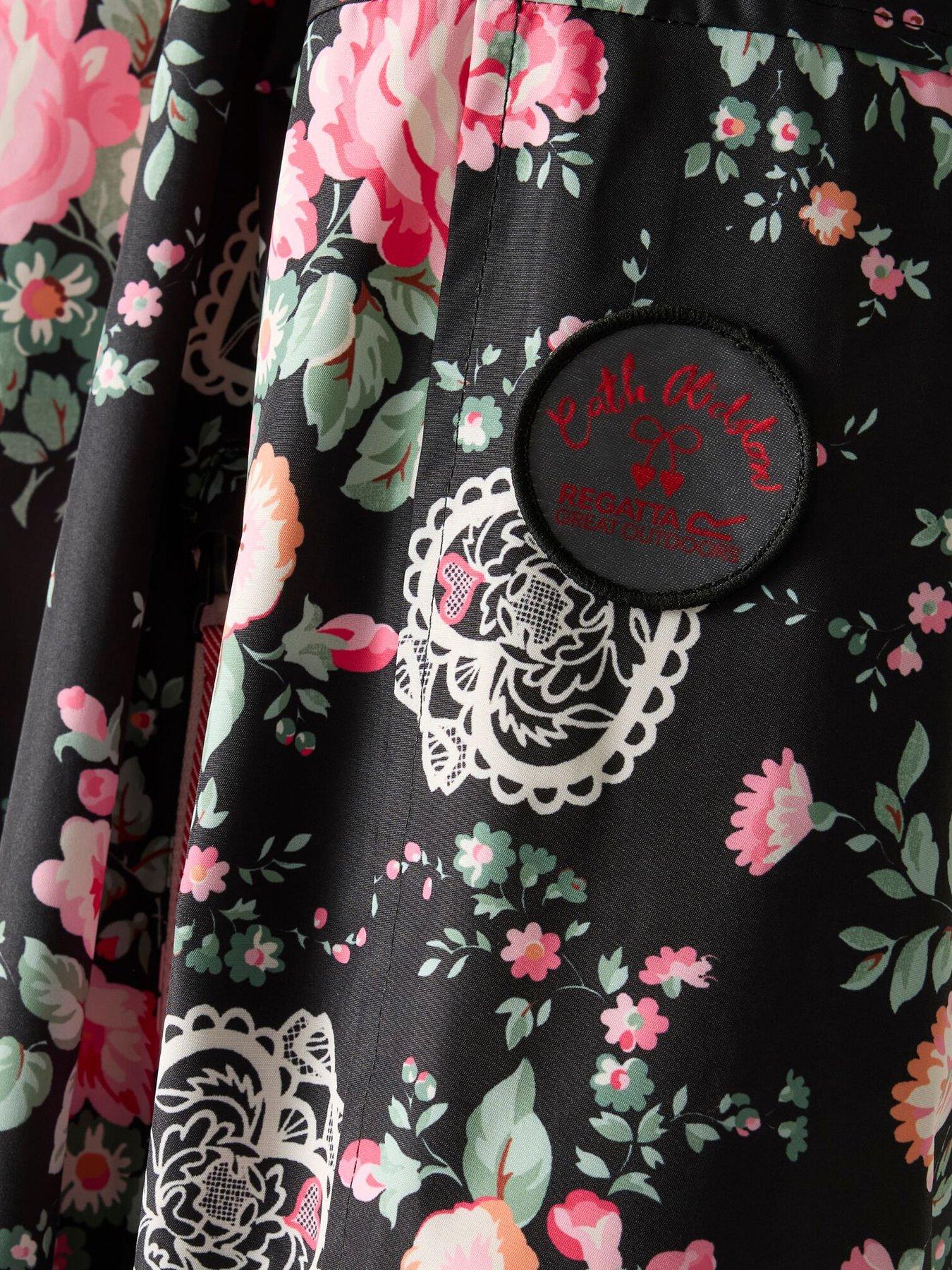  image of regatta-ladies-cath-kidston-changing-robe-black-hackney-rose