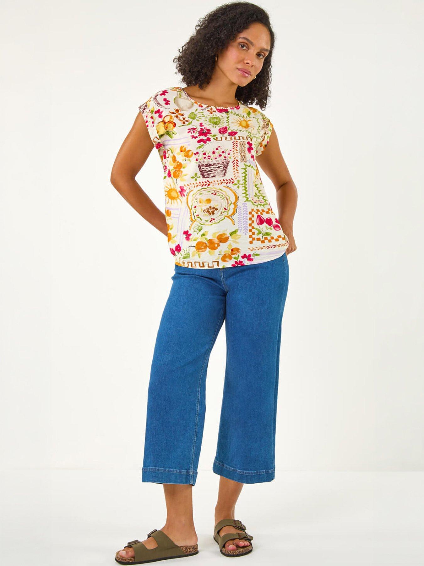 Image 5 of 5 of Roman Fruit Print Shell Top