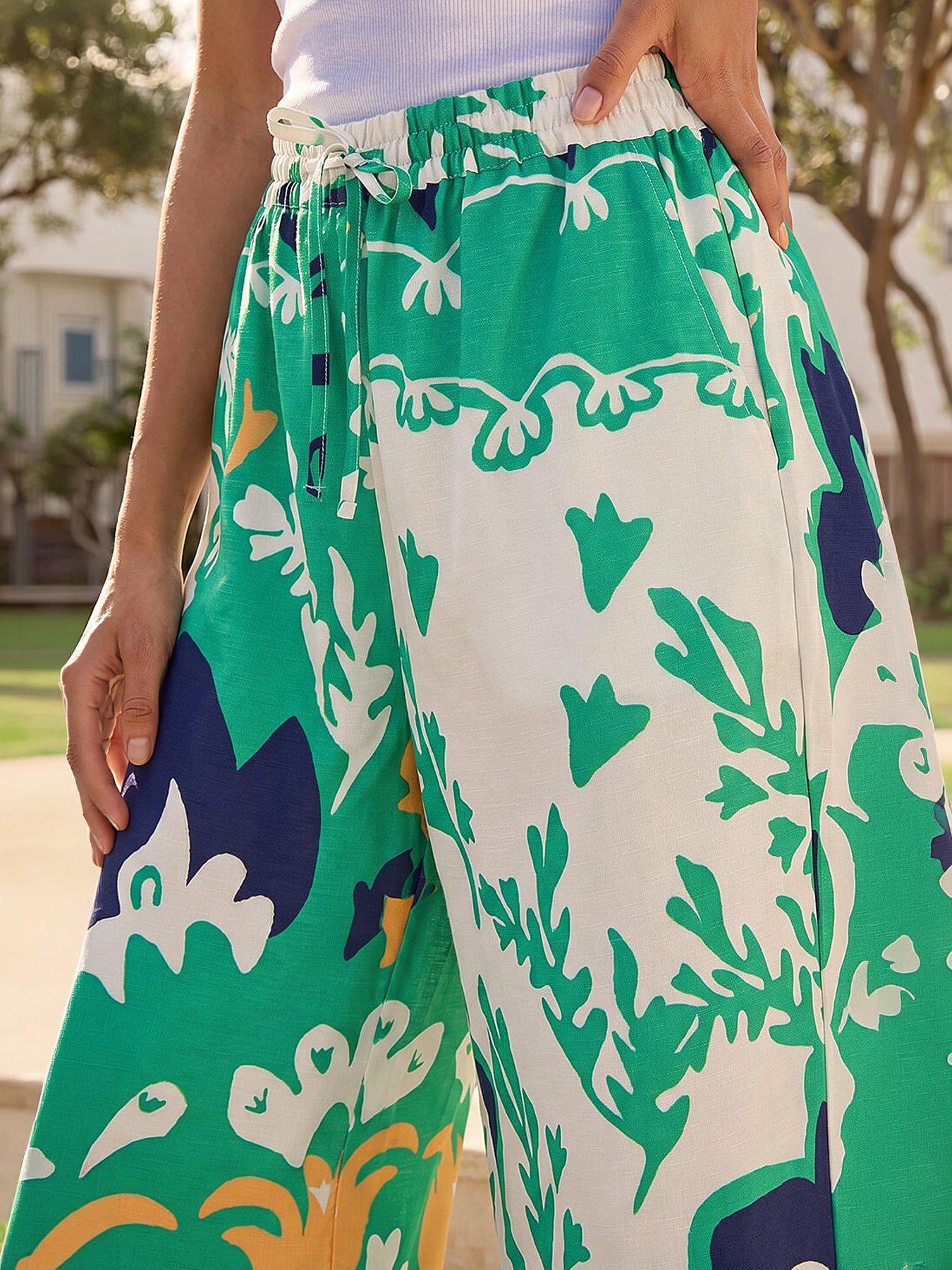 Image 2 of 4 of Roman Border Print Cropped Wide Leg Trouser