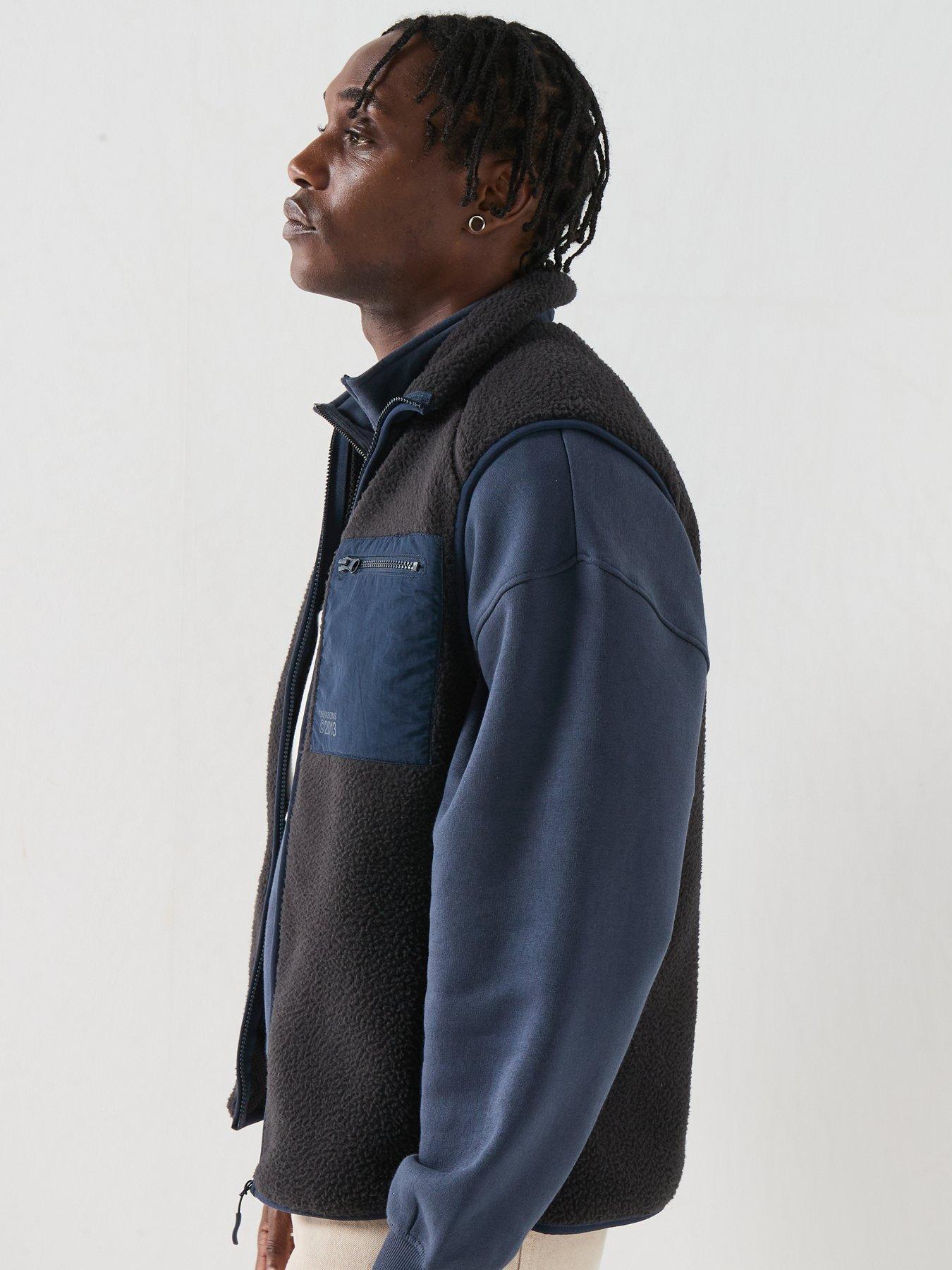 Image 5 of 6 of ONLY & SONS Dallas Life Sherpa Gilet - Phantom