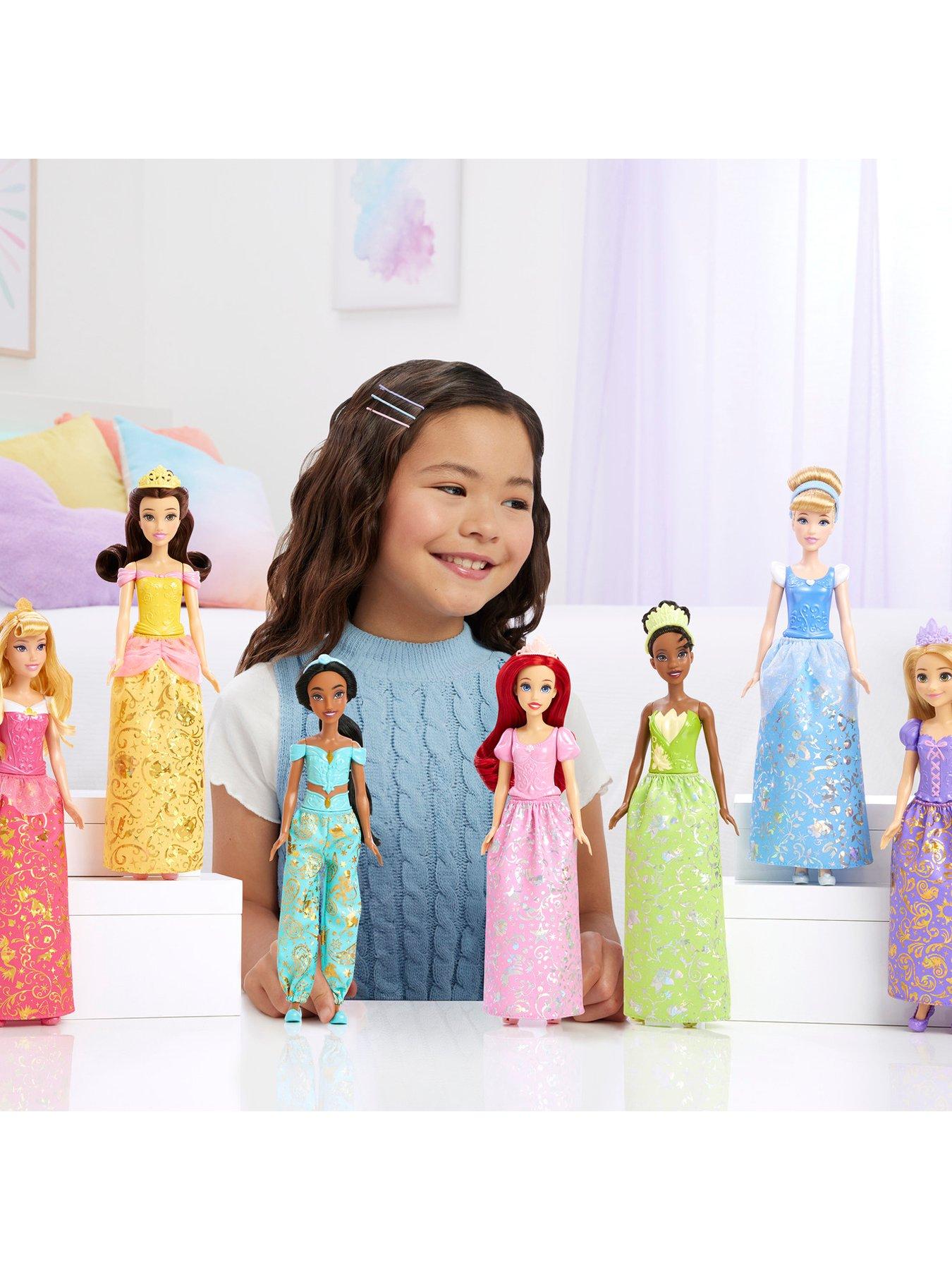 Image 2 of 7 of Disney Princess Story Sparkle Princess Doll 7-Pack Gift Set