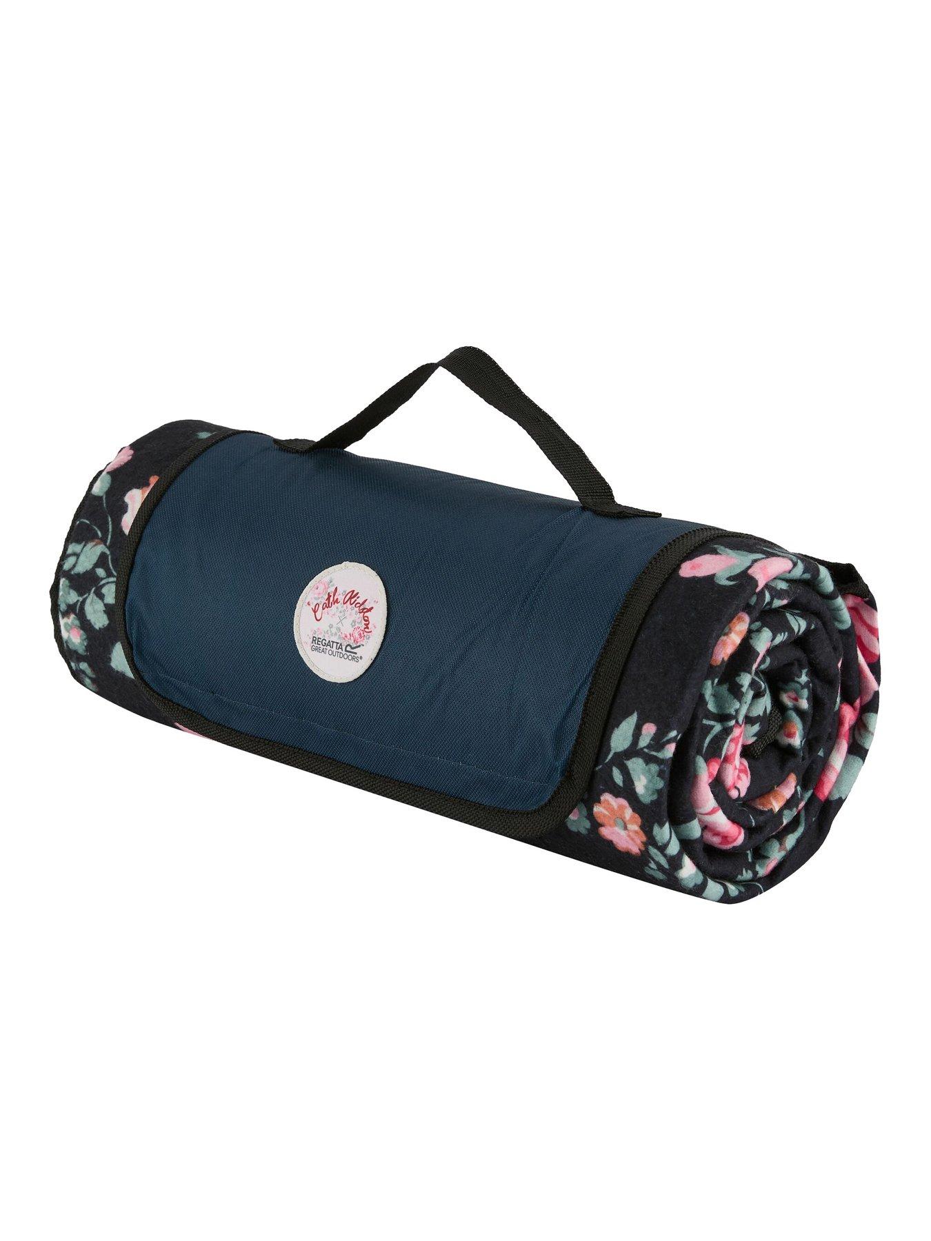 Image 2 of 6 of Regatta Cath Kidston Picnic Rug