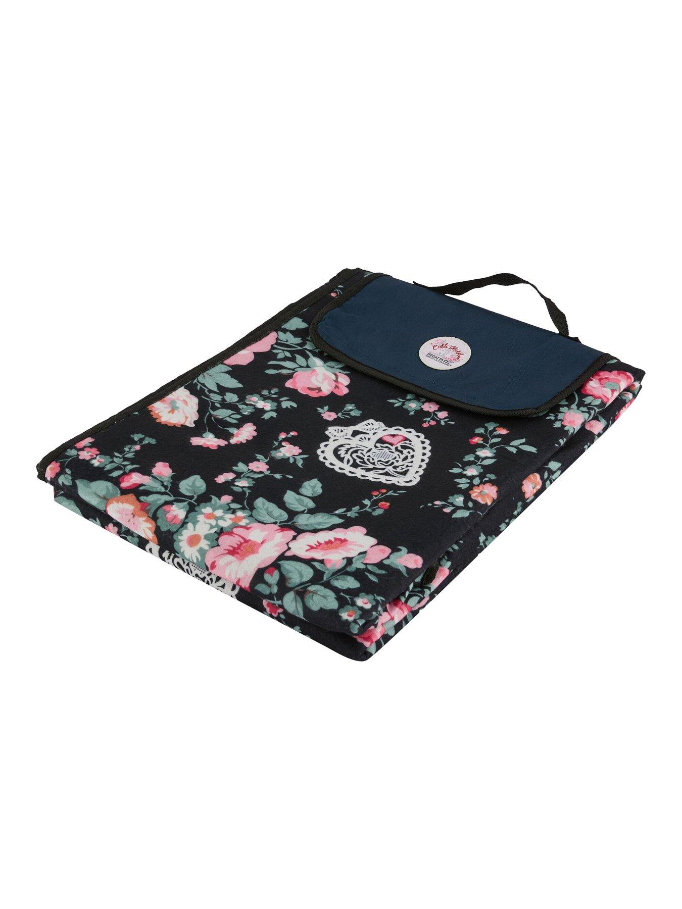 Image 3 of 6 of Regatta Cath Kidston Picnic Rug