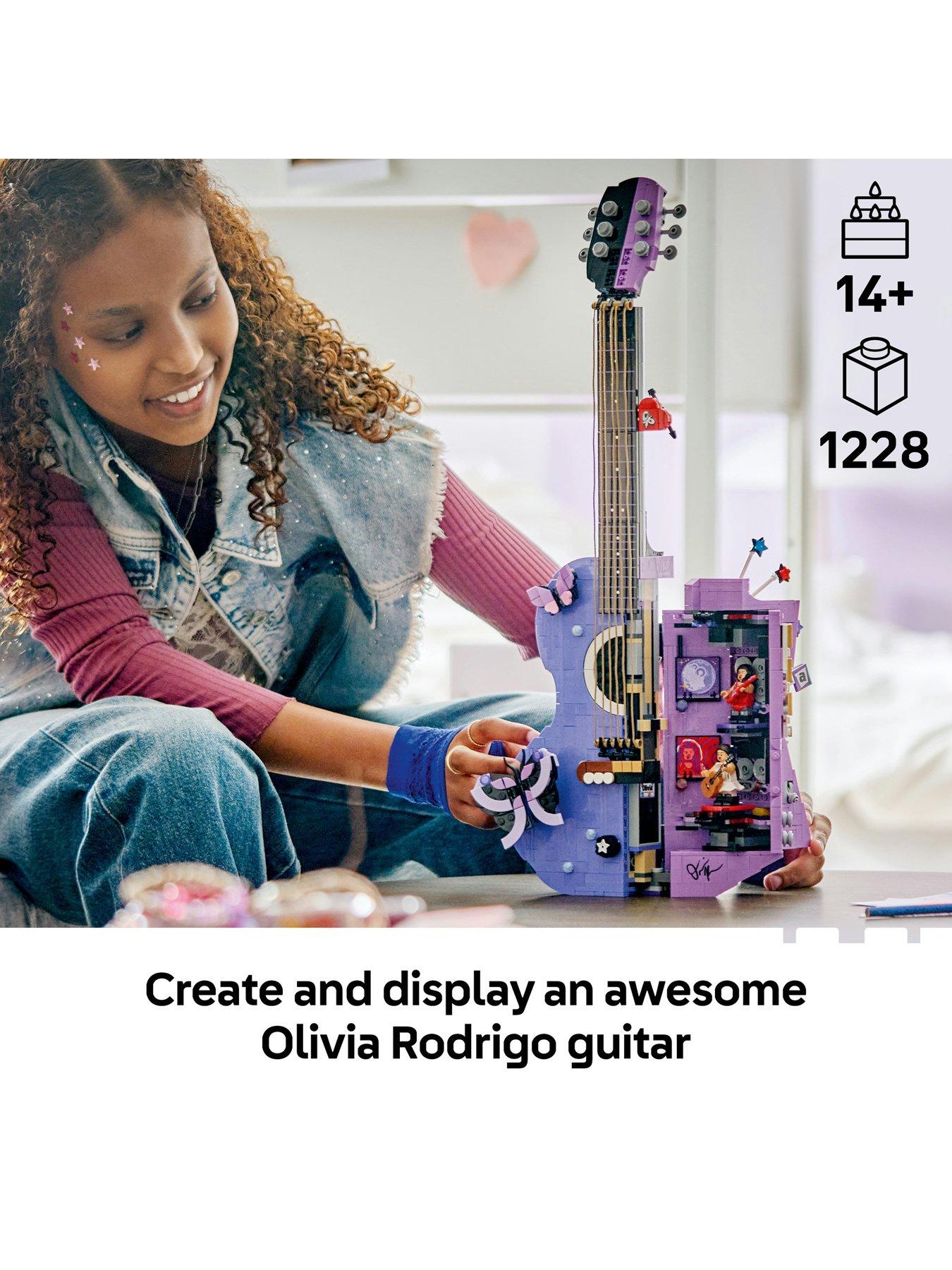 Image 2 of 8 of LEGO Editions Olivia Rodrigo's Dual Guitar 43031