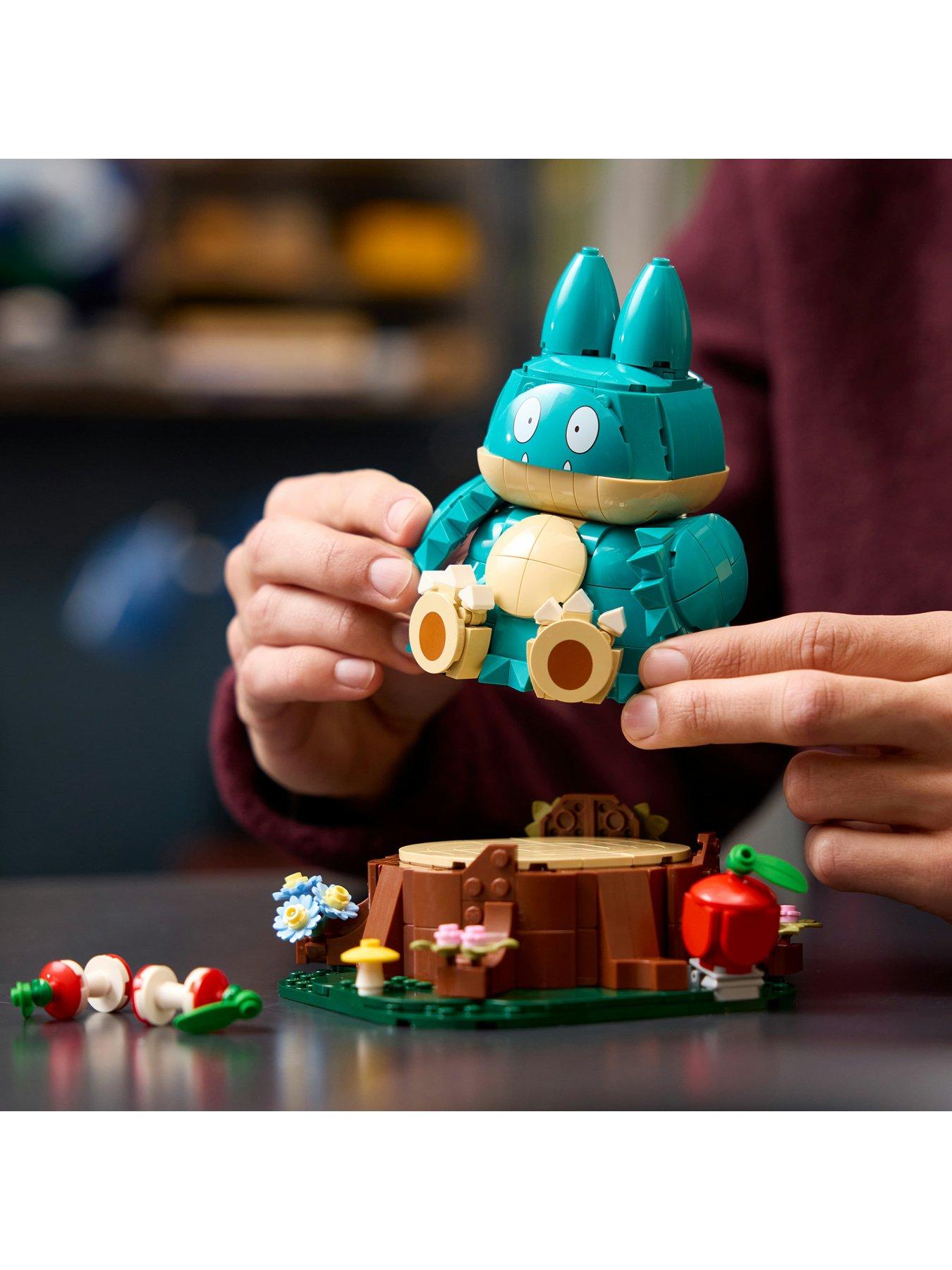 Image 4 of 8 of LEGO Munchlax Figure Decor Building Set 72150