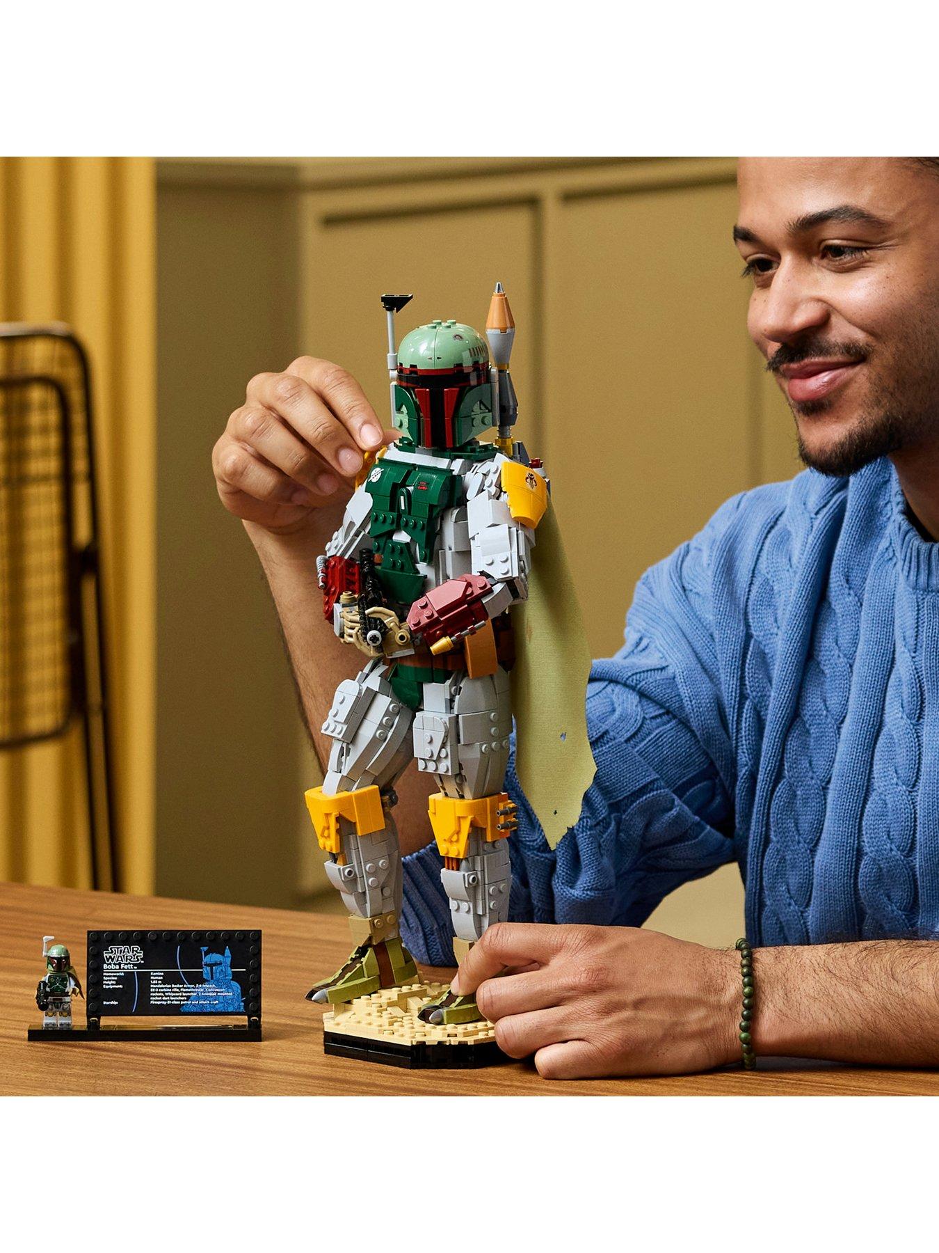 Image 6 of 8 of LEGO Star Wars Boba Fett&trade; Collectible Building Set 75455