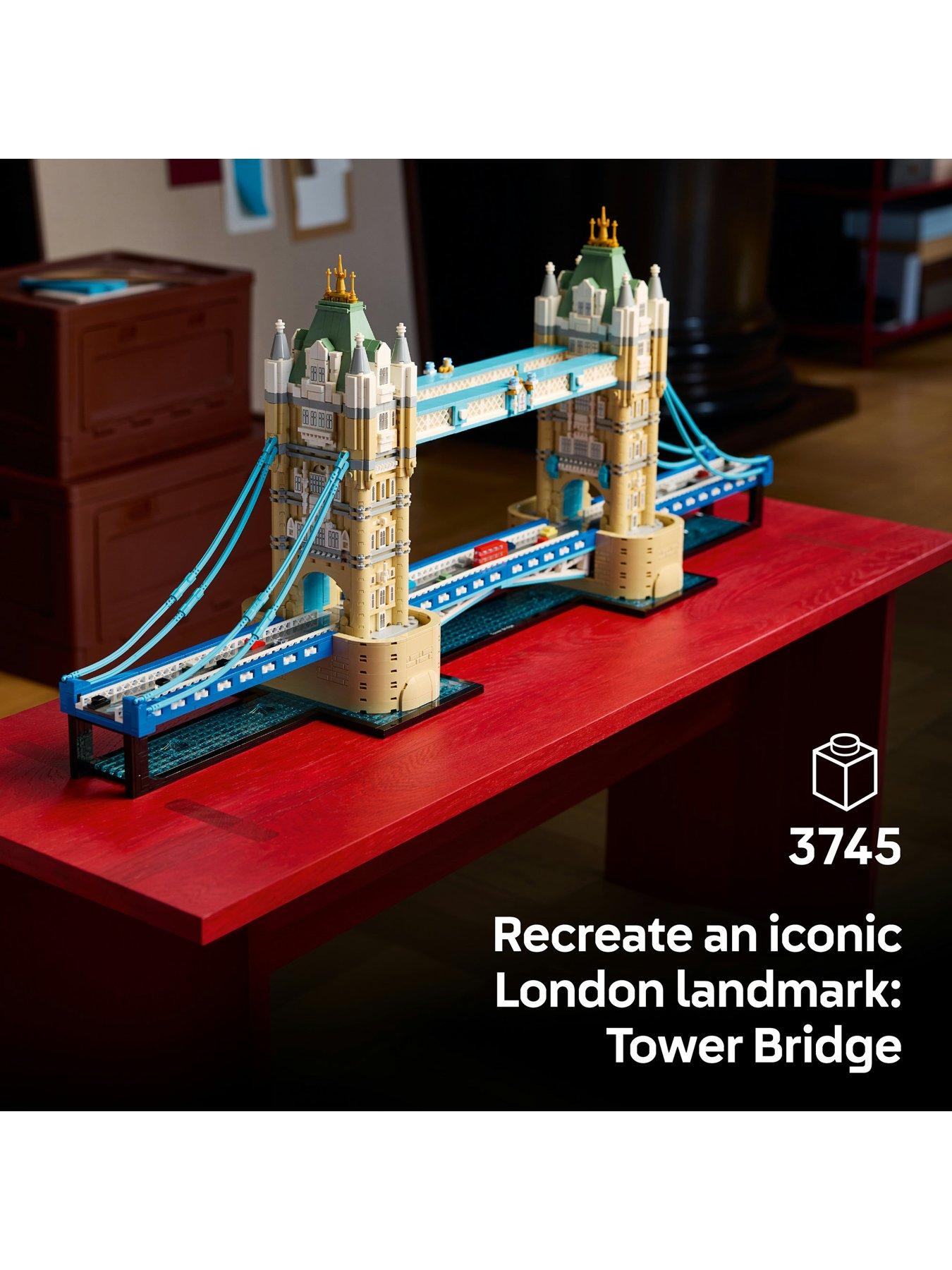 Image 2 of 8 of LEGO Architecture Tower Bridge 21067