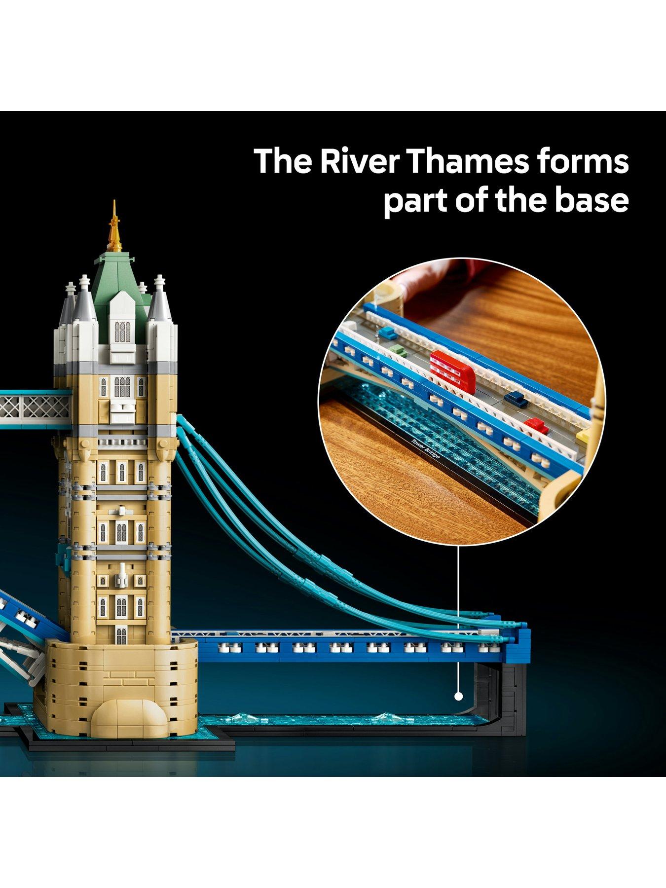 Image 6 of 8 of LEGO Architecture Tower Bridge 21067
