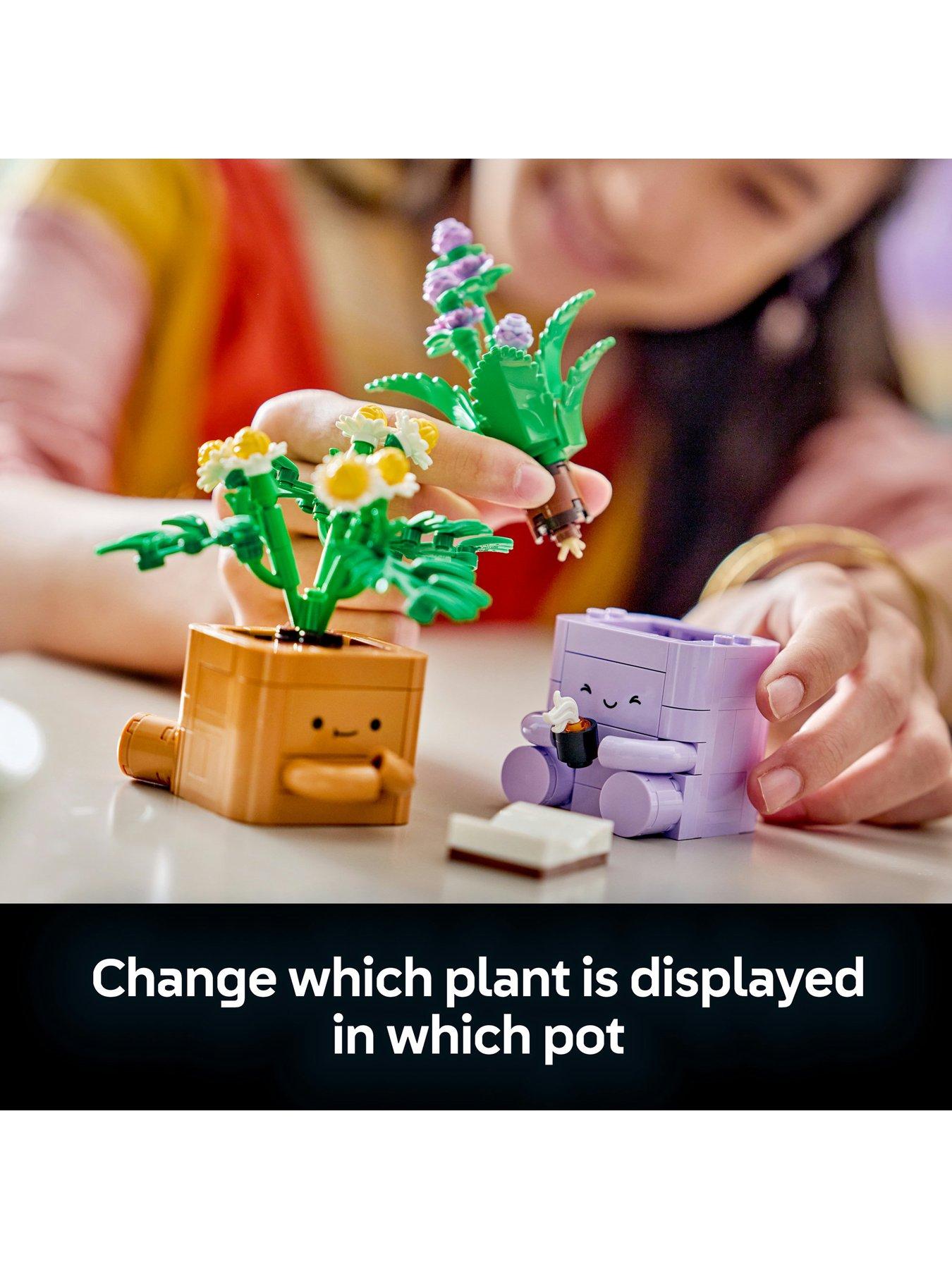 Image 4 of 8 of LEGO Botanical Cozy Plants Building Set 10371