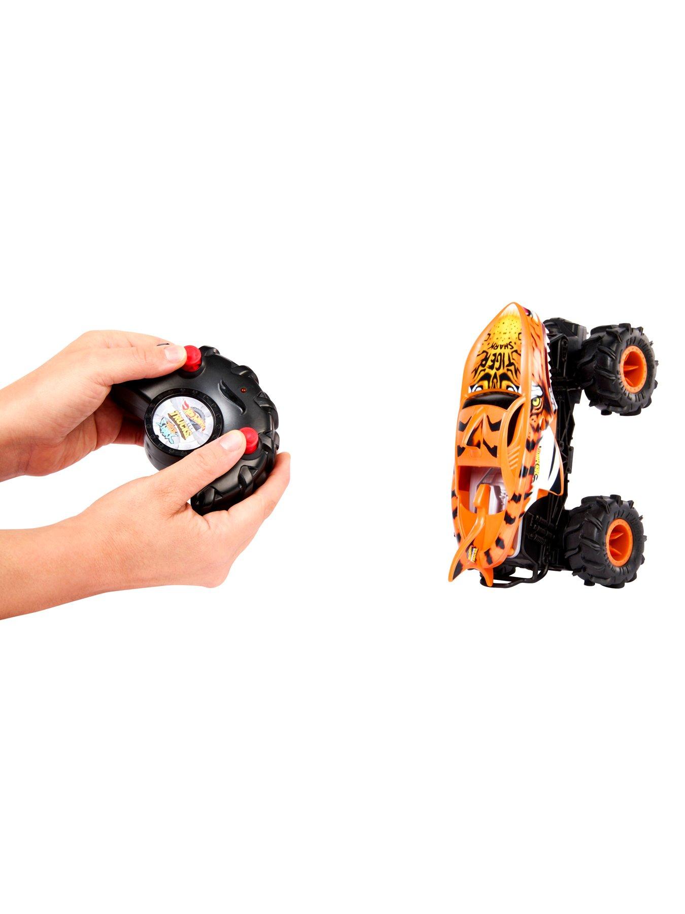 Image 4 of 5 of Hot Wheels Monster Trucks 1:24 Scale HW TIGER SHARK RC Vehicle