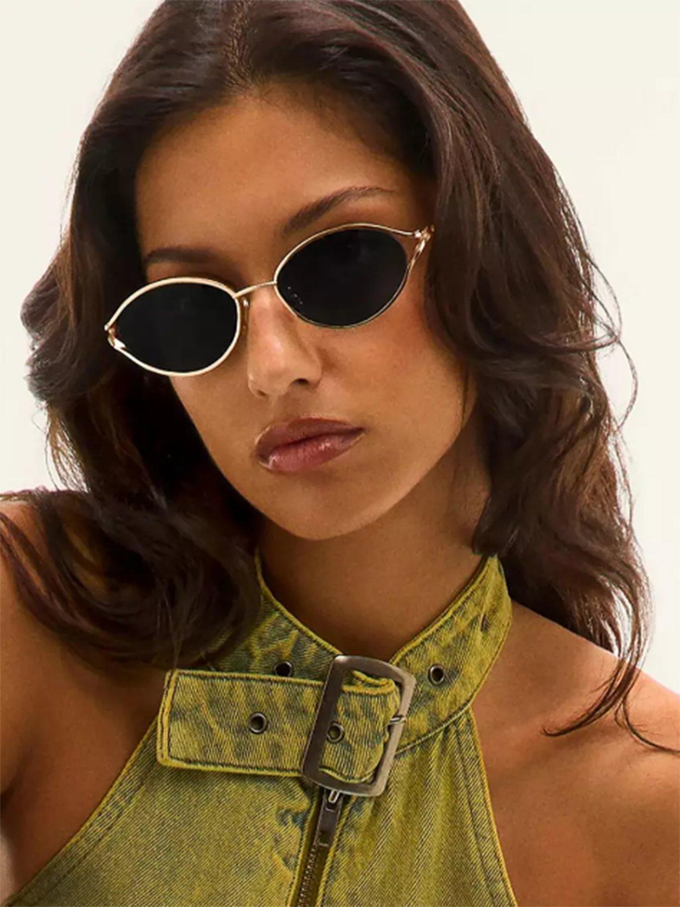 Image 1 of 3 of QUAY AUSTRALIA You Wish Oval Sunglasses- Gold
