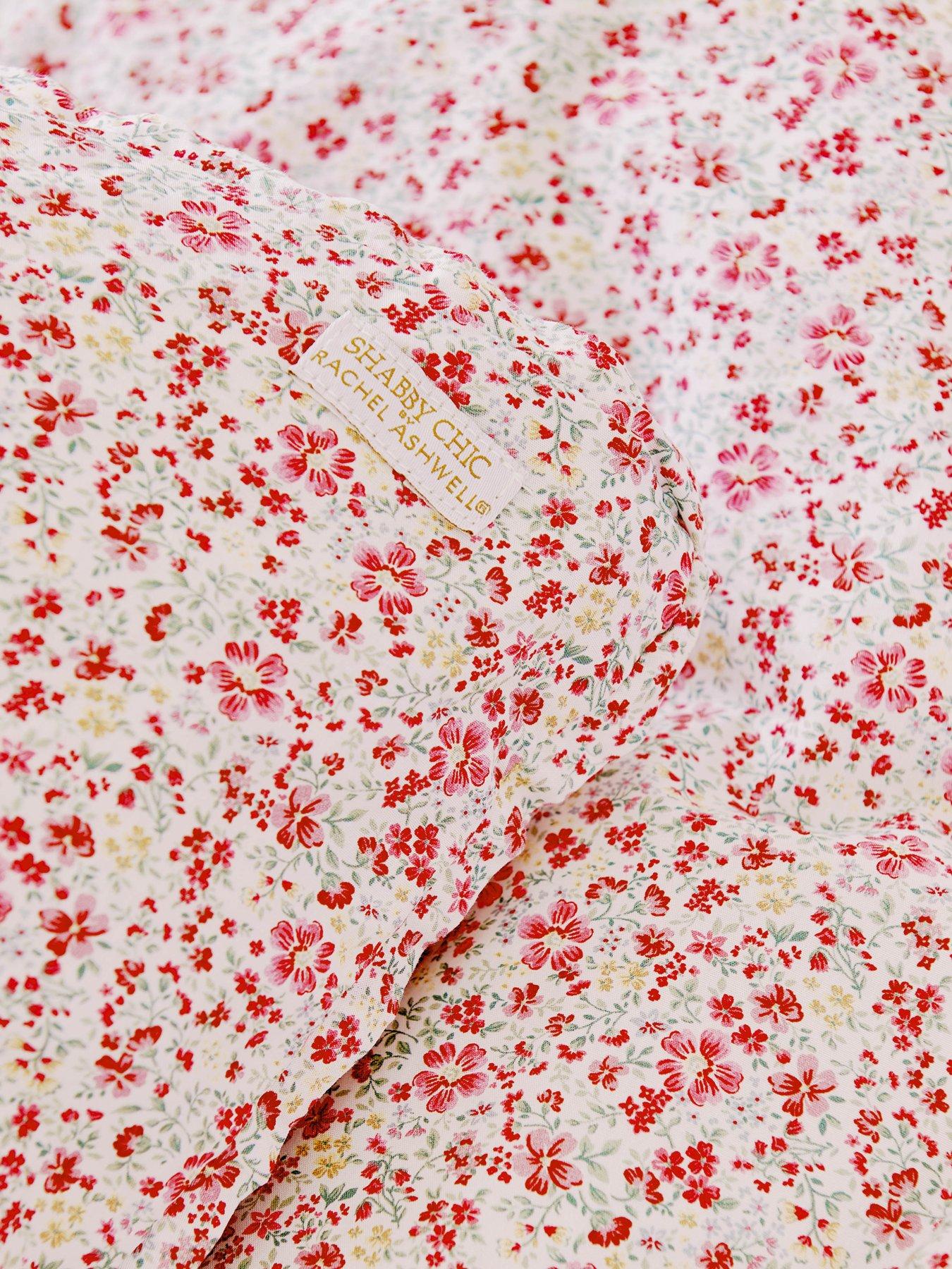 Image 5 of 5 of Shabby Chic Vintage Ditsy Quilt Set