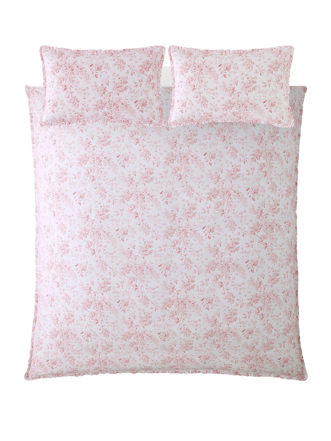 Image 2 of 5 of Shabby Chic Chelsea Quilt Set